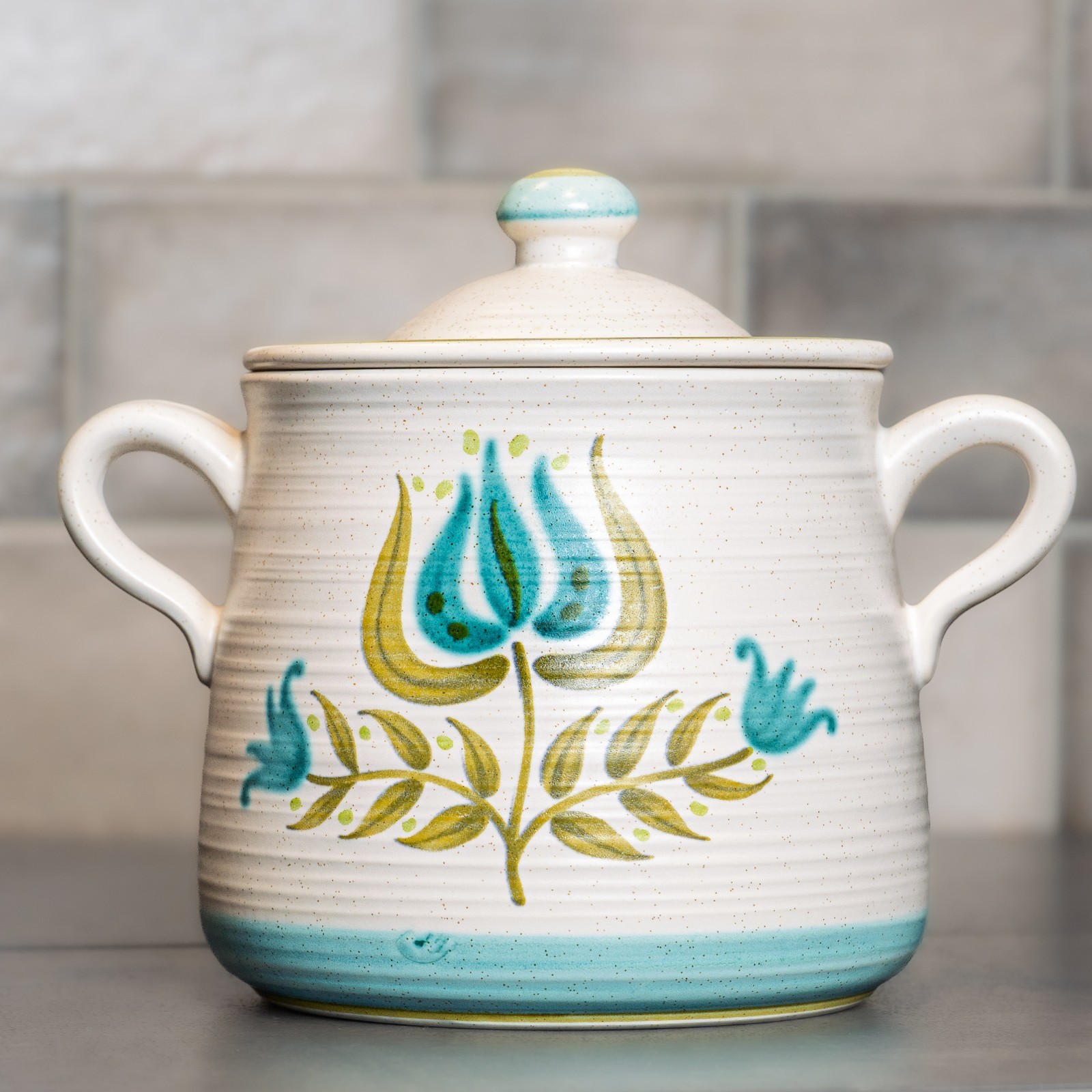 Franciscan Earthenware, Tulip Time, Stoneware, Bean Pot - Excellent
