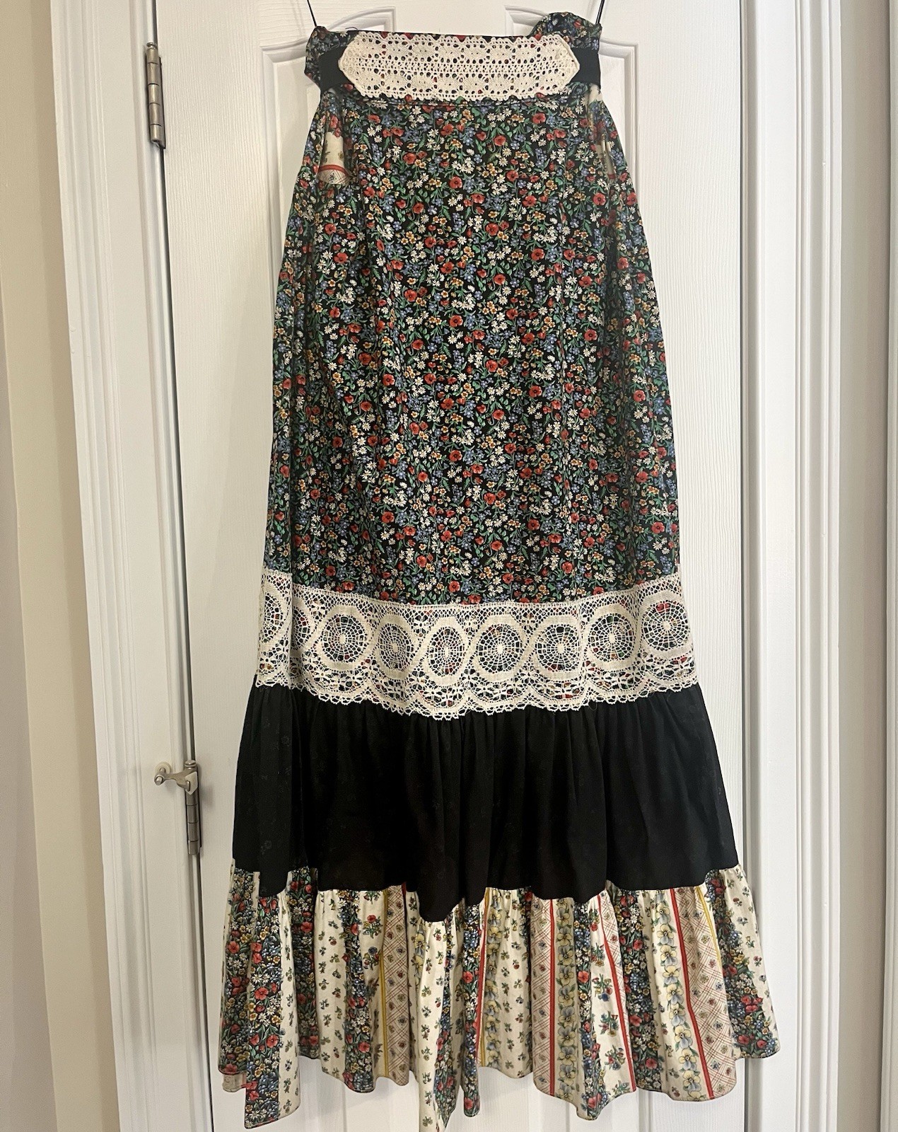 VTG 70s Jessica\'s Gunnies Maxi Skirt Size 11 Floral Prairie Victorian ties Back