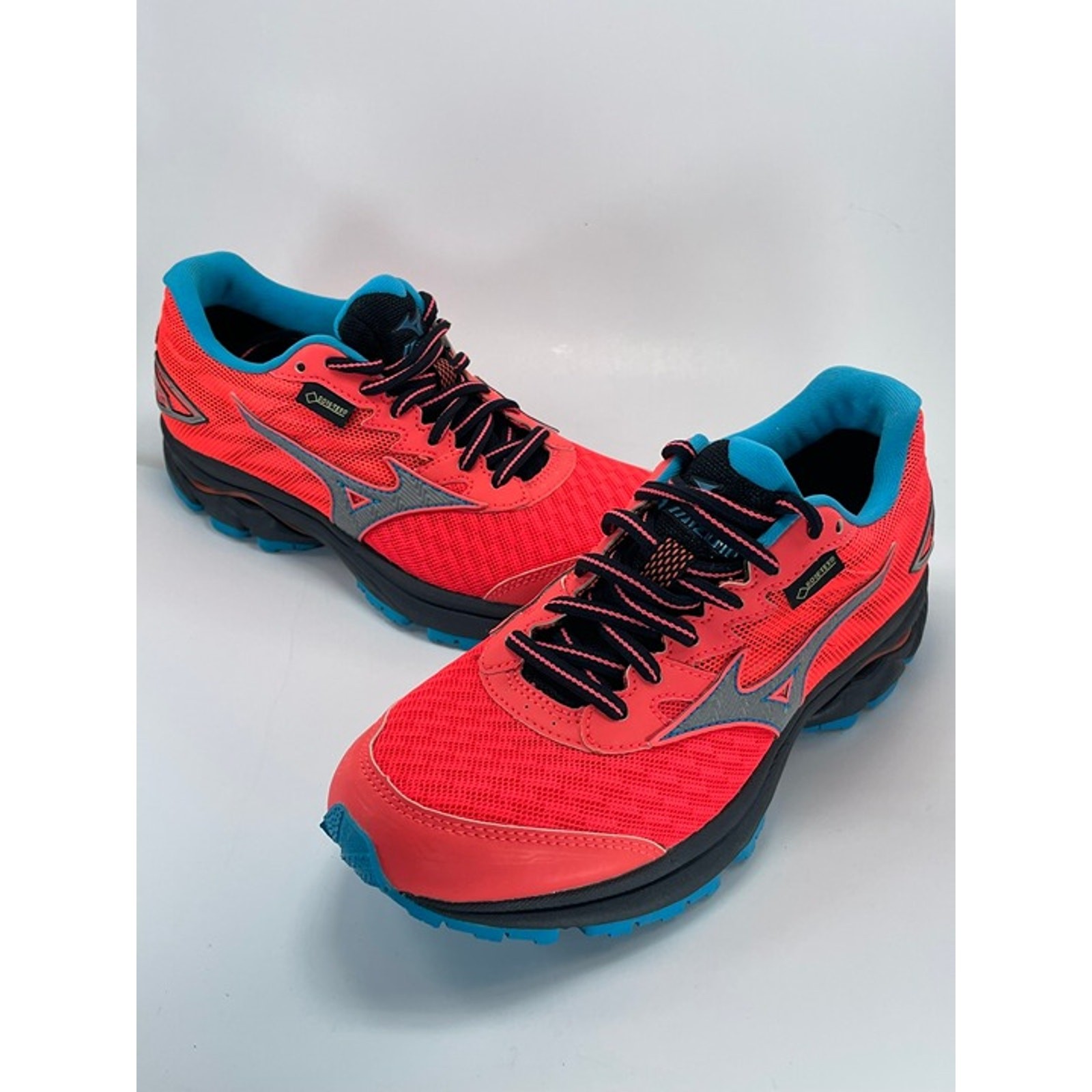 Mizuno Wave Rider 20 GTX Gore-Tex Women\'s Running Shoes Size 6 Coral Blue