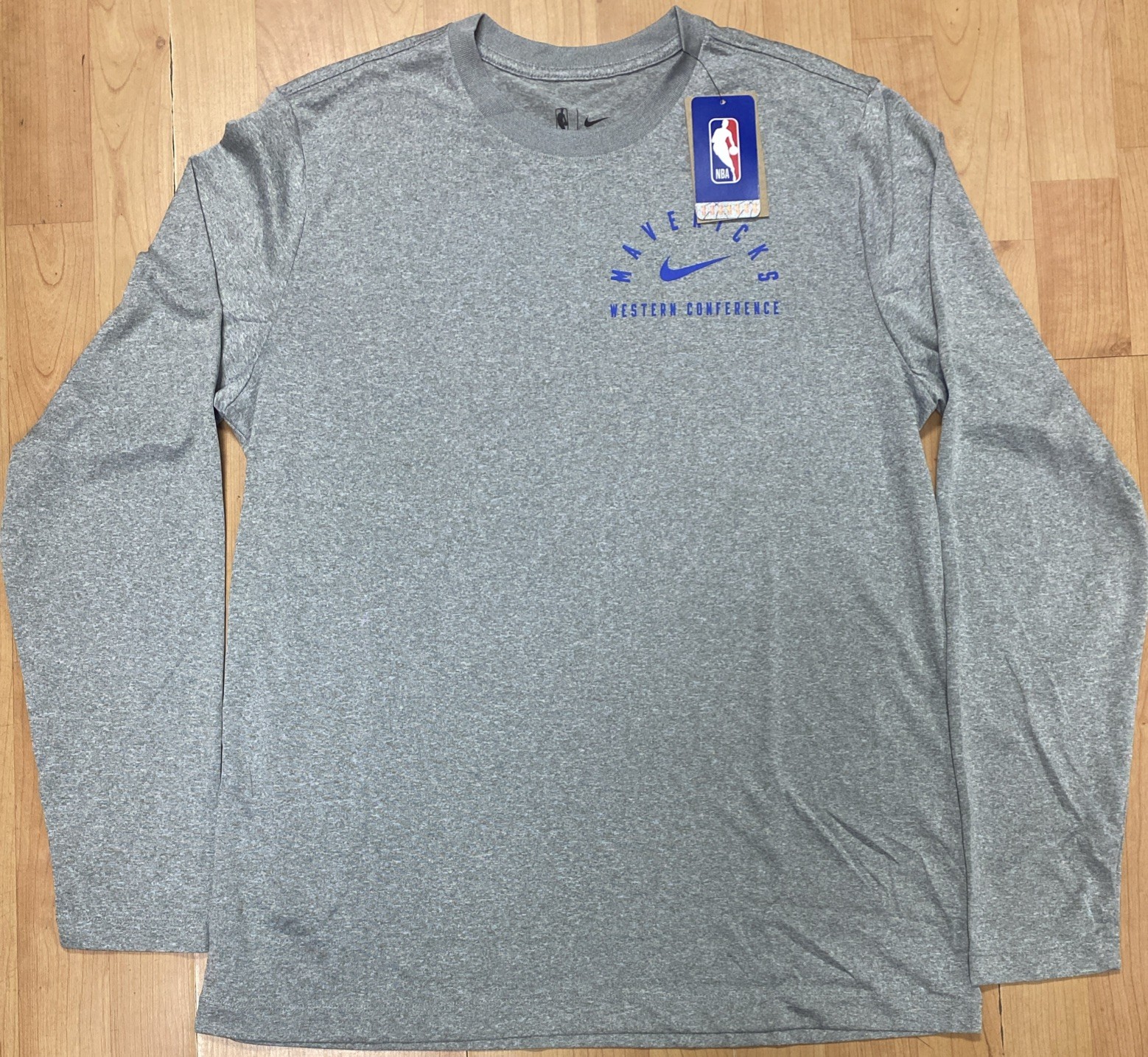 Nike Dallas Mavericks Dri Fit  Mens Large Gray NBA Long Sleeve Tee Shirt New