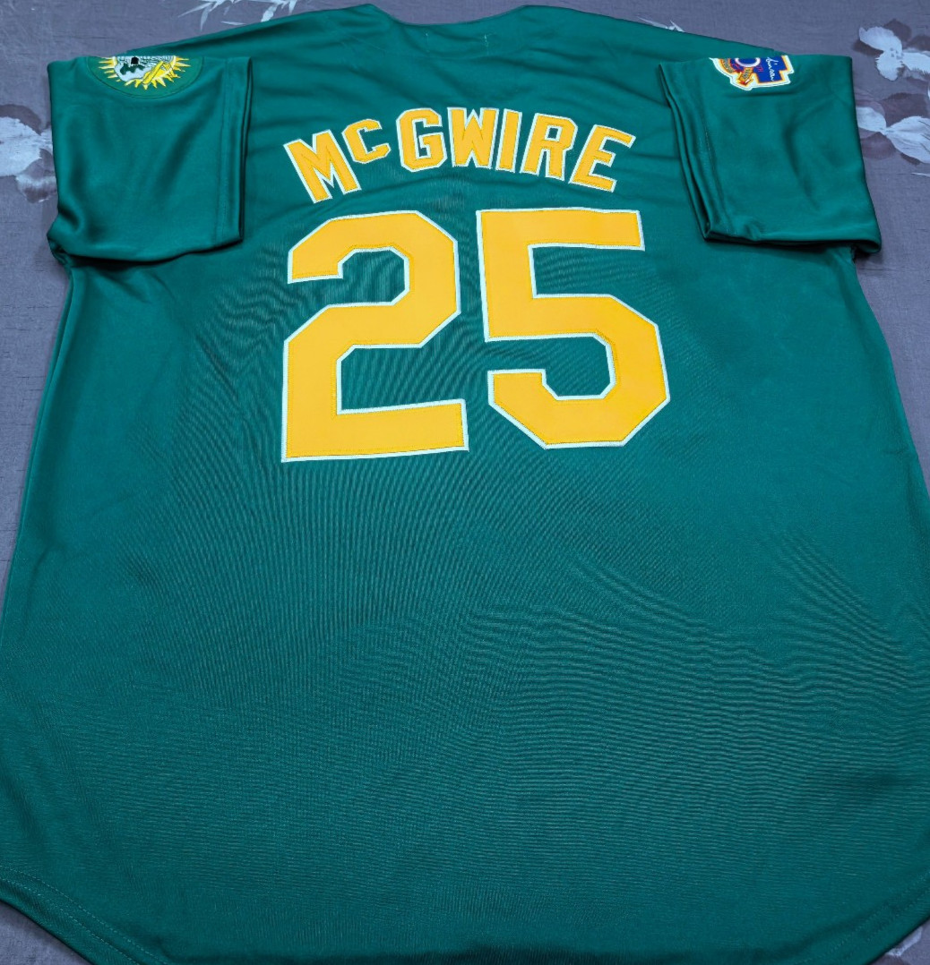 VINTAGE Mark McGwire #25 Athletics Throwback Green Sewn Stitched Jersey.
