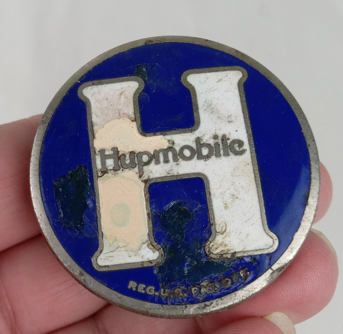Original OEM 1918-1925 HUPMOBILE MODEL R RADIATOR GRILL BADGE EMBLEM VERY RARE Original OEM 1918-1925 HUPMOBILE MODEL R RADIATOR GRILL BADGE EMBLEM VERY RARE