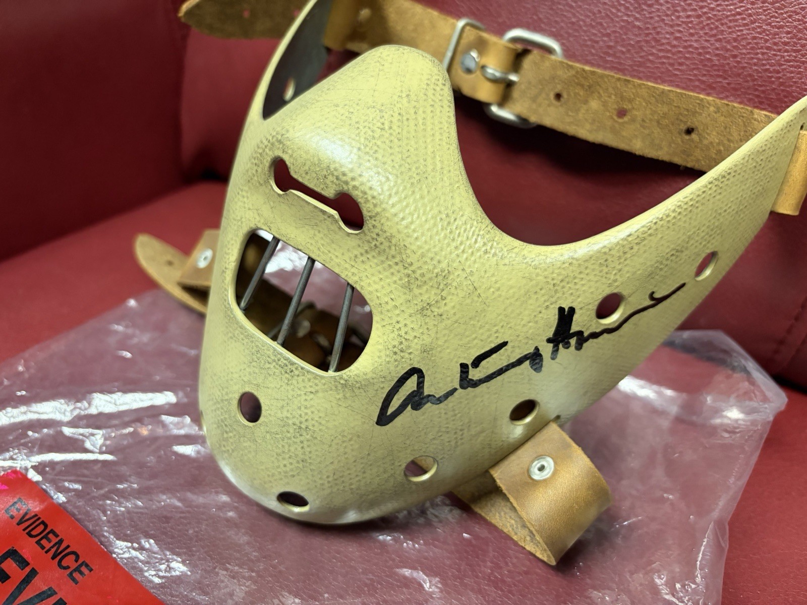 Anthony Hopkins Signed Hannibal Lector Mask Cast From Original Molding