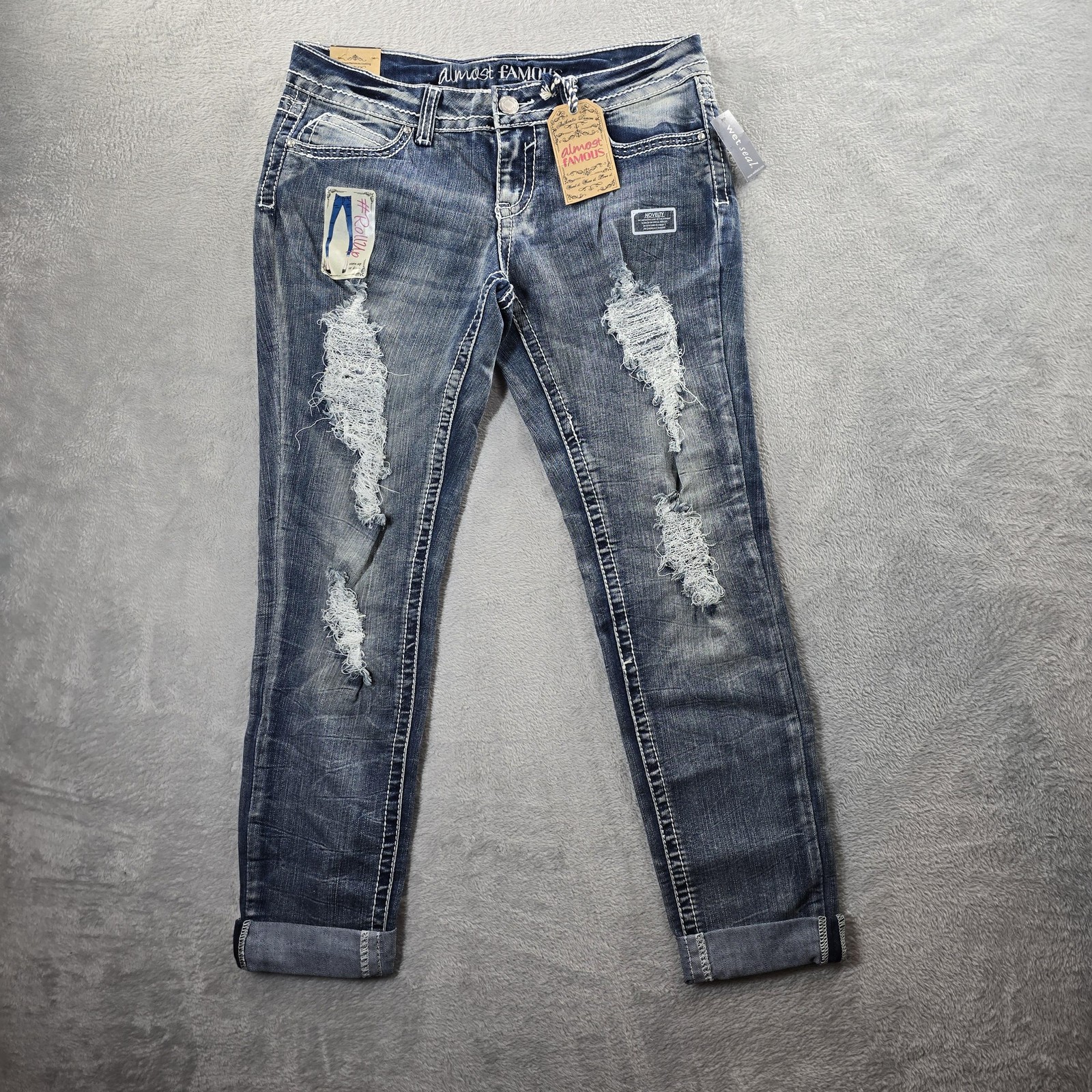 Almost Famous Jeans Juniors 9 Blue Medium Wash Mid Rise Skinny Distressed 30x26