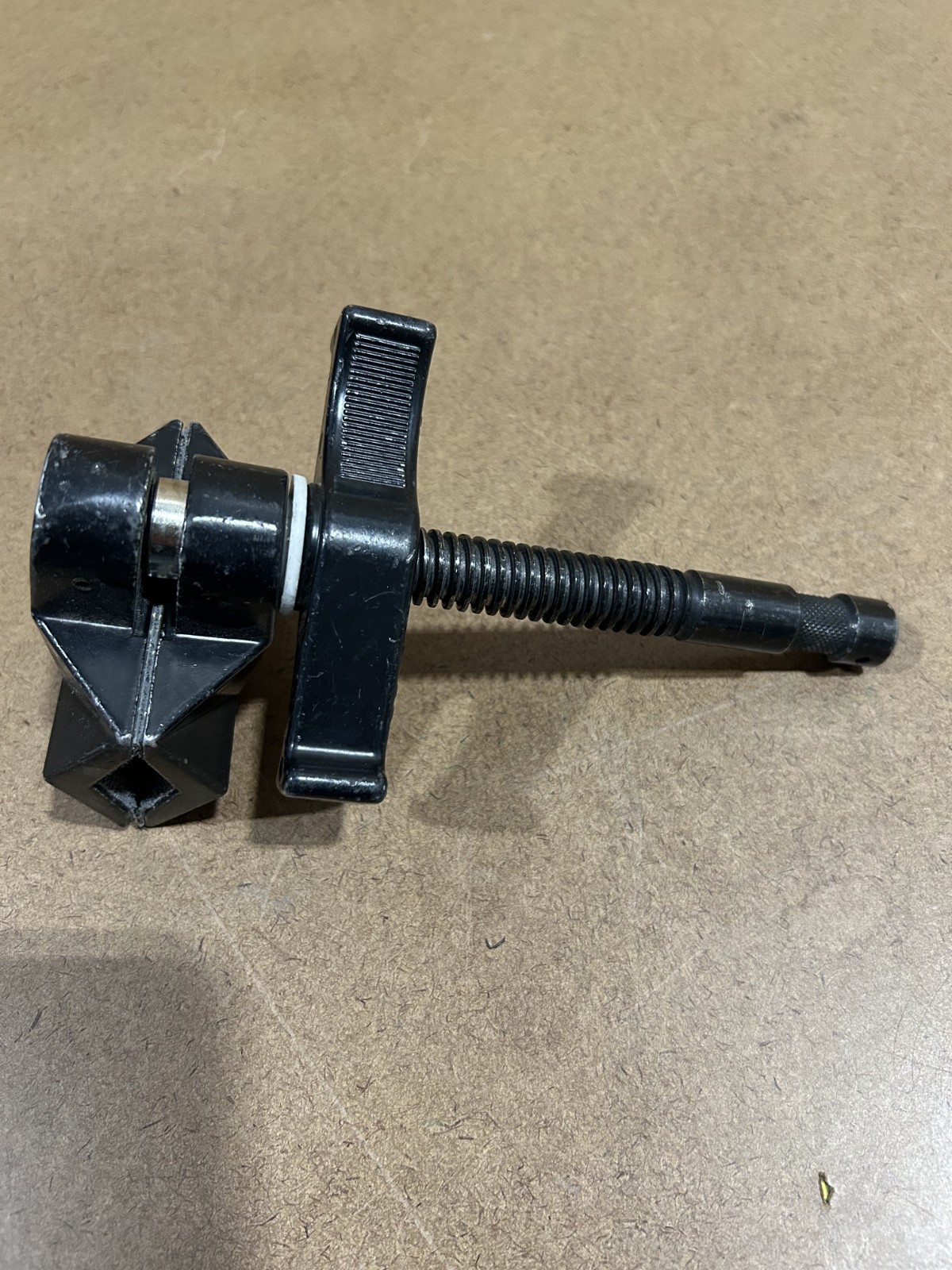 Matthews Matthellini Clamp with 2\ Matthews Matthellini Clamp with 2\