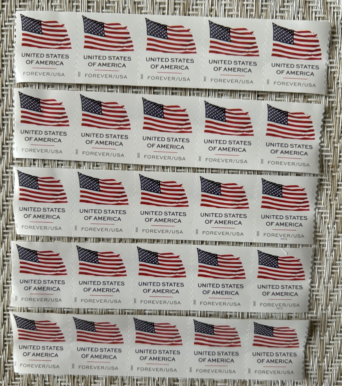 Discounted Of 25  U.S. Flag First Class US Postage Stamps.FREE SHIPPING