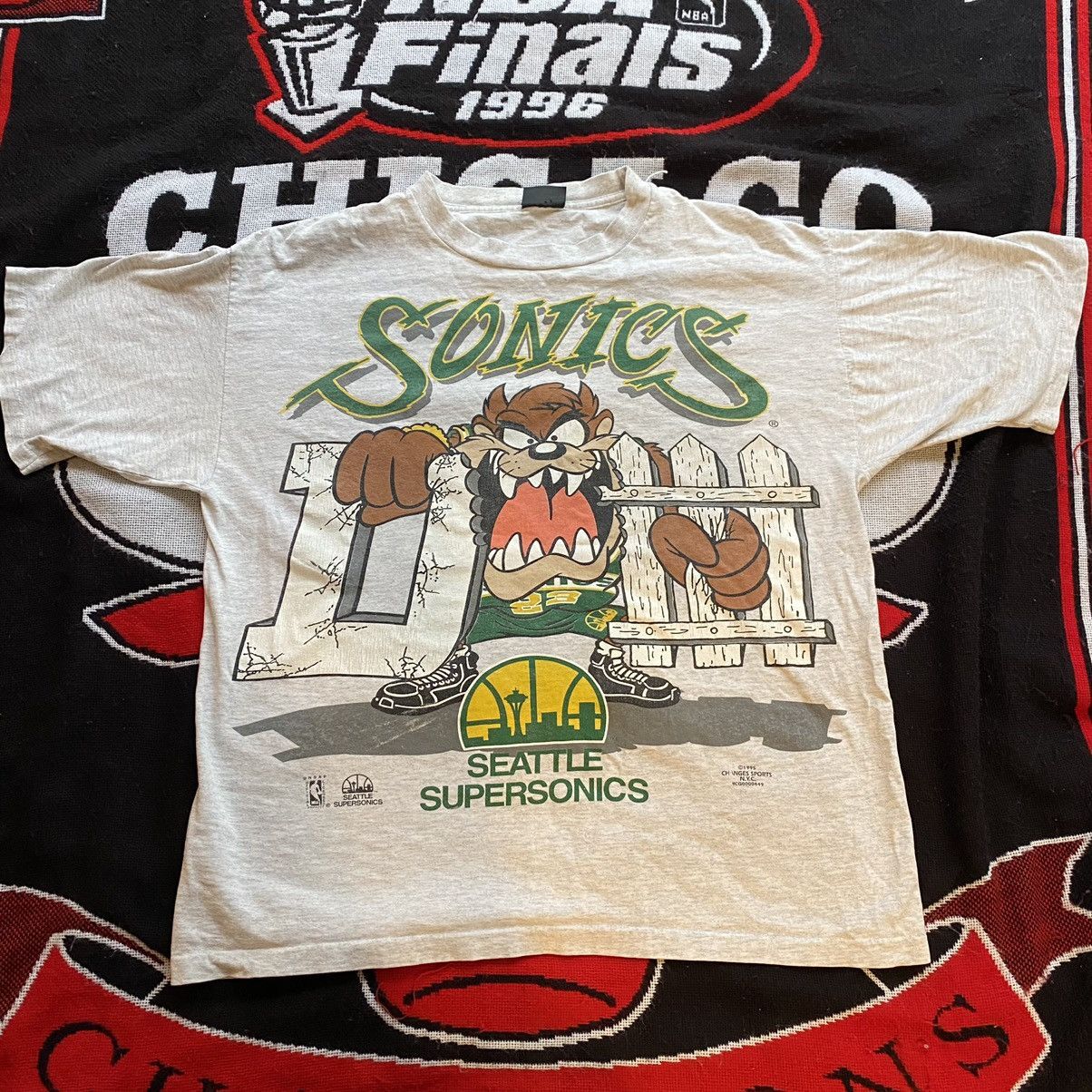 Vtg 1995 Seattle Supersonics Taz T Shirt Basketball Graphic tee
