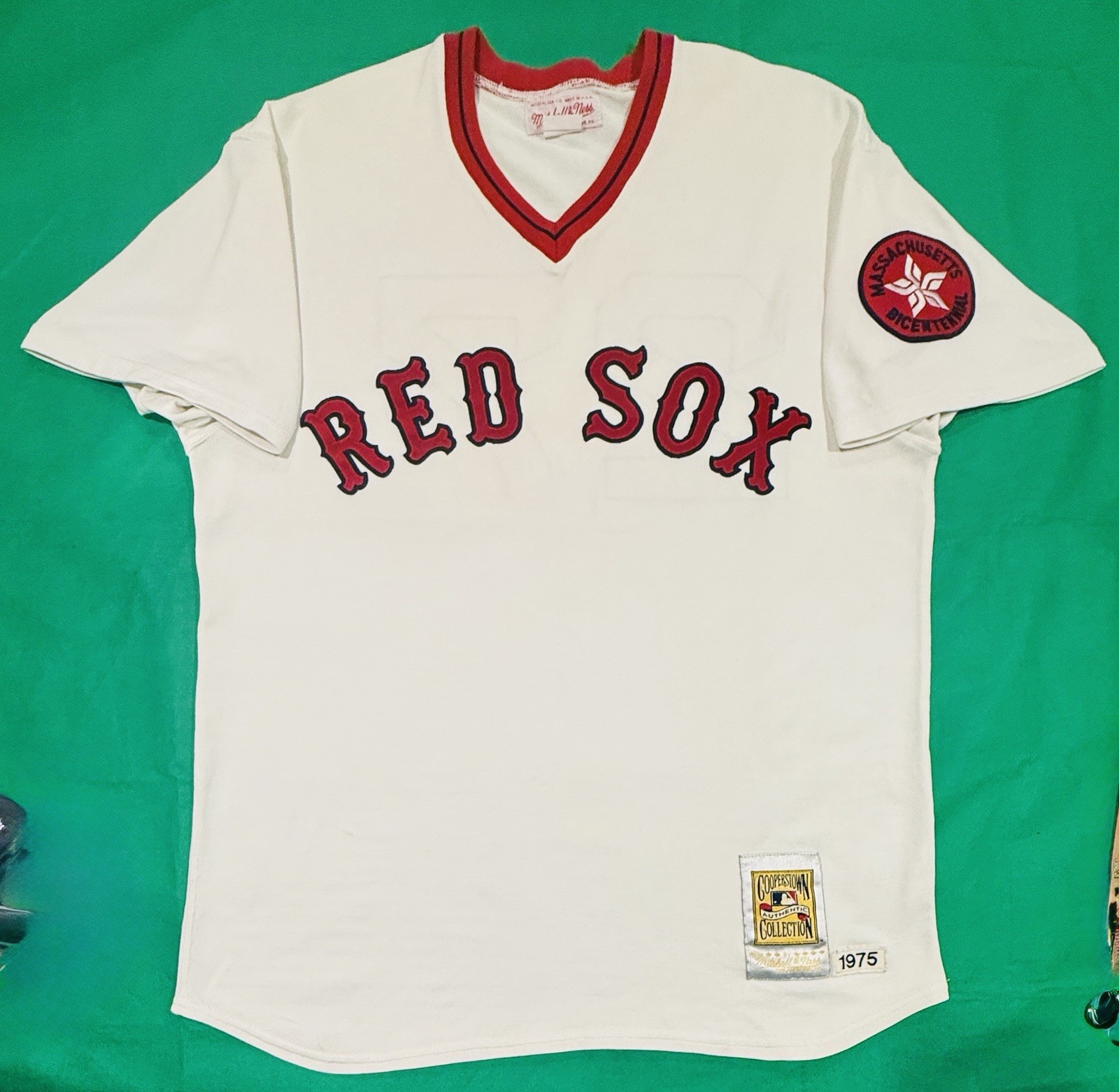 Authentic 1975 Carlton Fisk #27 Boston Red Sox Mitchell & Ness Jersey 44/L