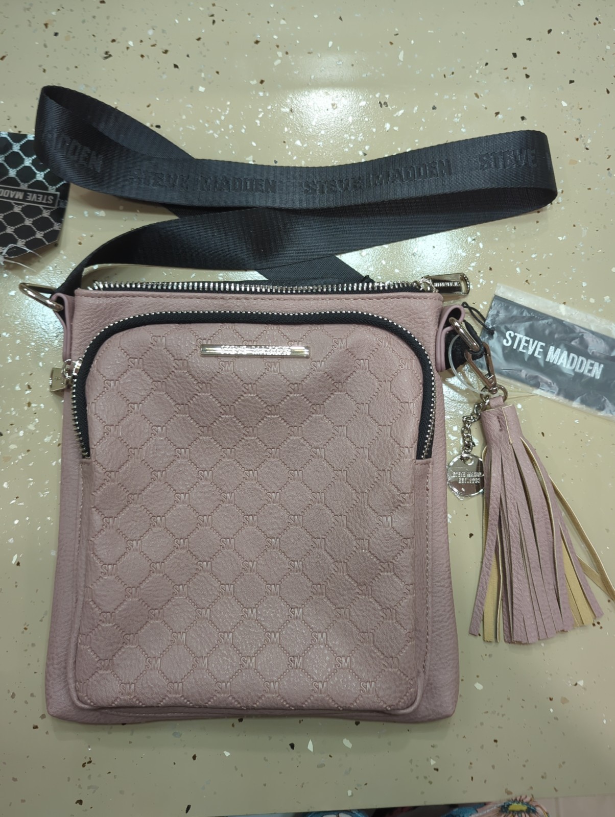NWT Steve Madden Mauve Crossbody Bag Set with Matching Coin Purse & Charm GT3008