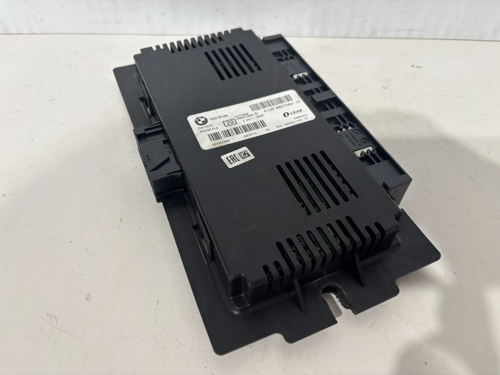 2007-13 BMW 3 SERIES FOOTWELL LIGHT CONTROL MODULE FRM3R PL2 # 6135 6827064-01