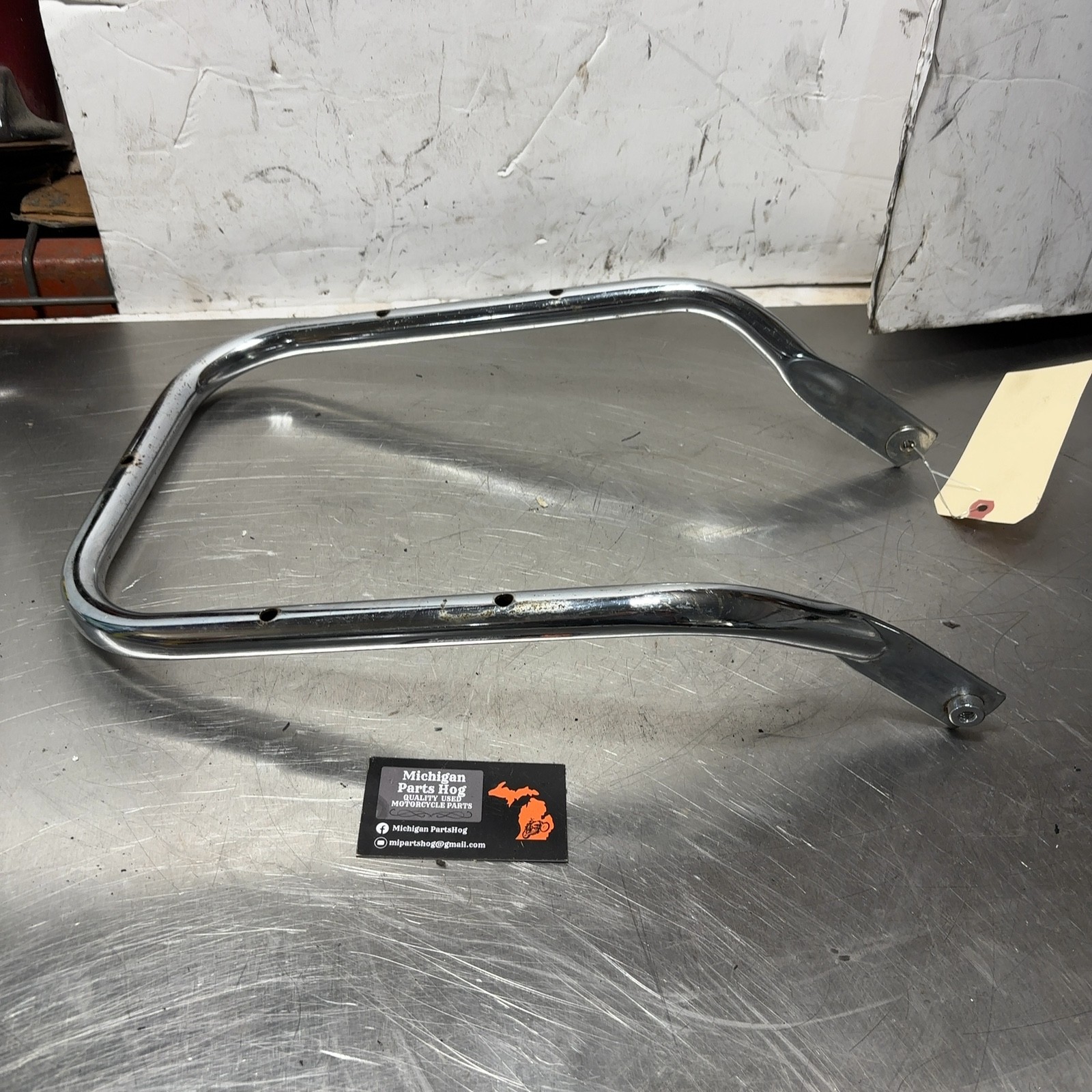 98-06 Harley Ultra OEM Tour Pak Luggage Box Mount Support Bracket Tube Bar