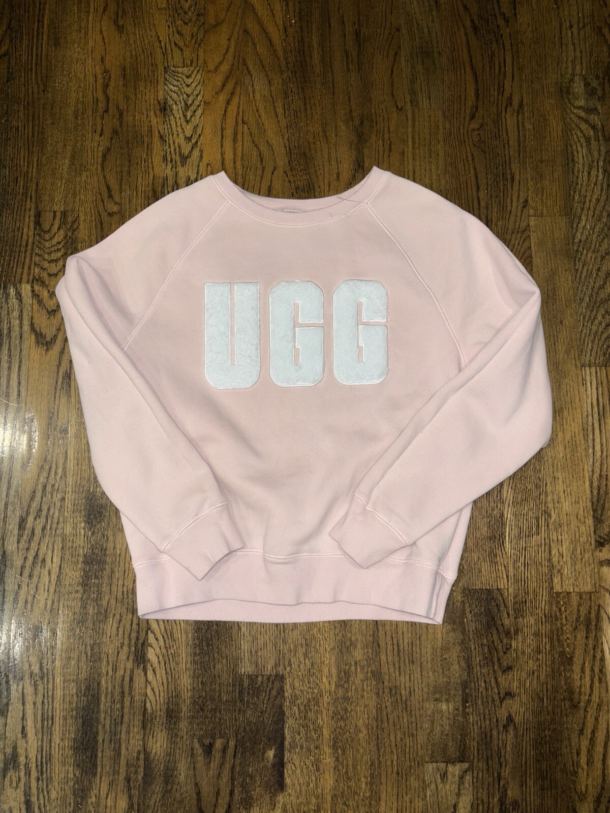 UGG Madeline Sweatshirt Womens Small Ashen Rose Fuzzy Logo Crewneck Sweater
