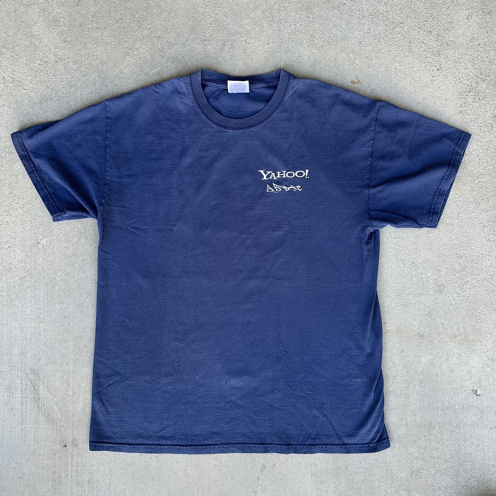 Vintage 2000s Yahoo Abuse Promo T-Shirt Size Large Vintage 2000s Yahoo Abuse Promo T-Shirt Size Large