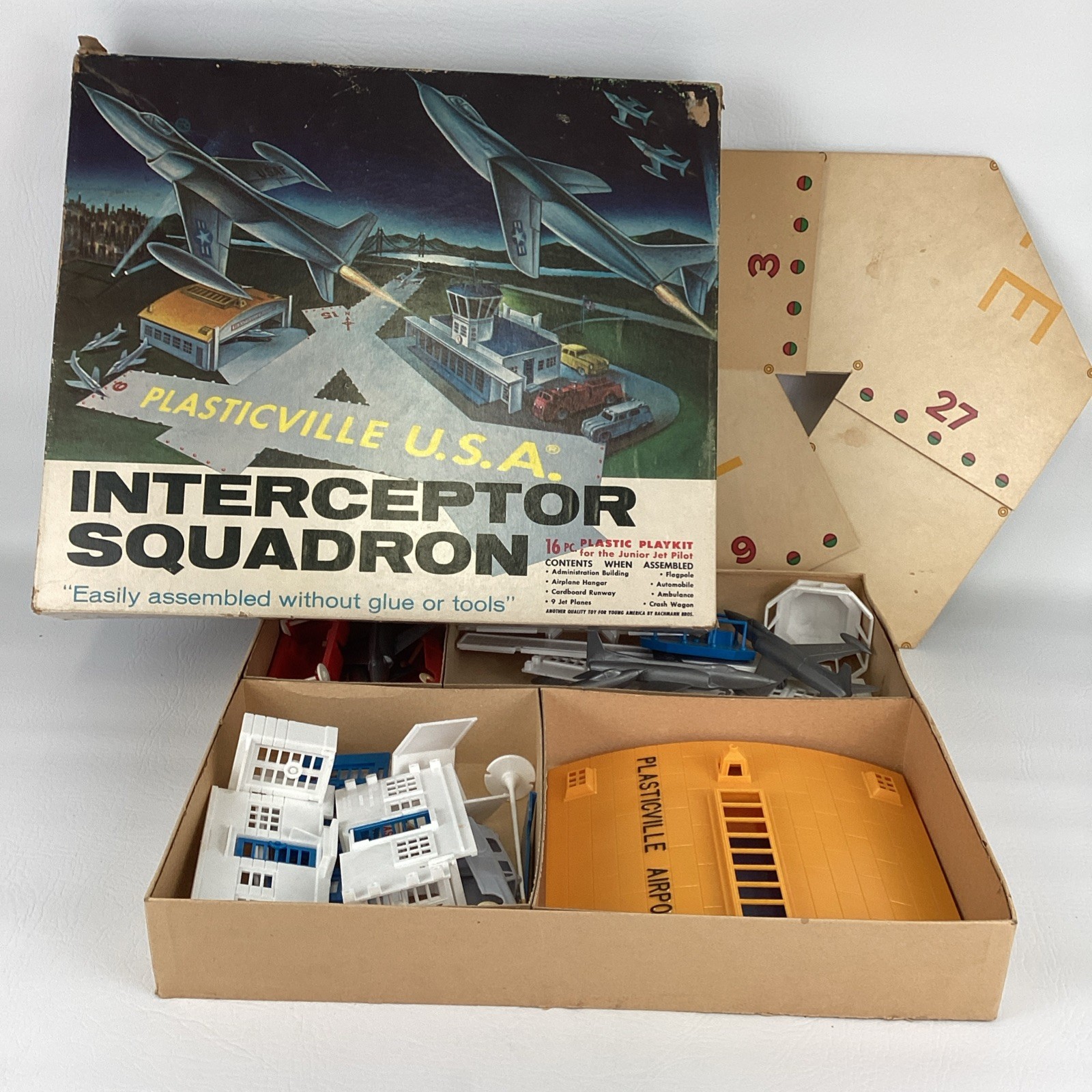 Plasticville Interceptor Squadron 5607 Airport Jet Plane O Gauge Vintage 1958 Plasticville Interceptor Squadron 5607 Airport Jet Plane O Gauge Vintage 1958