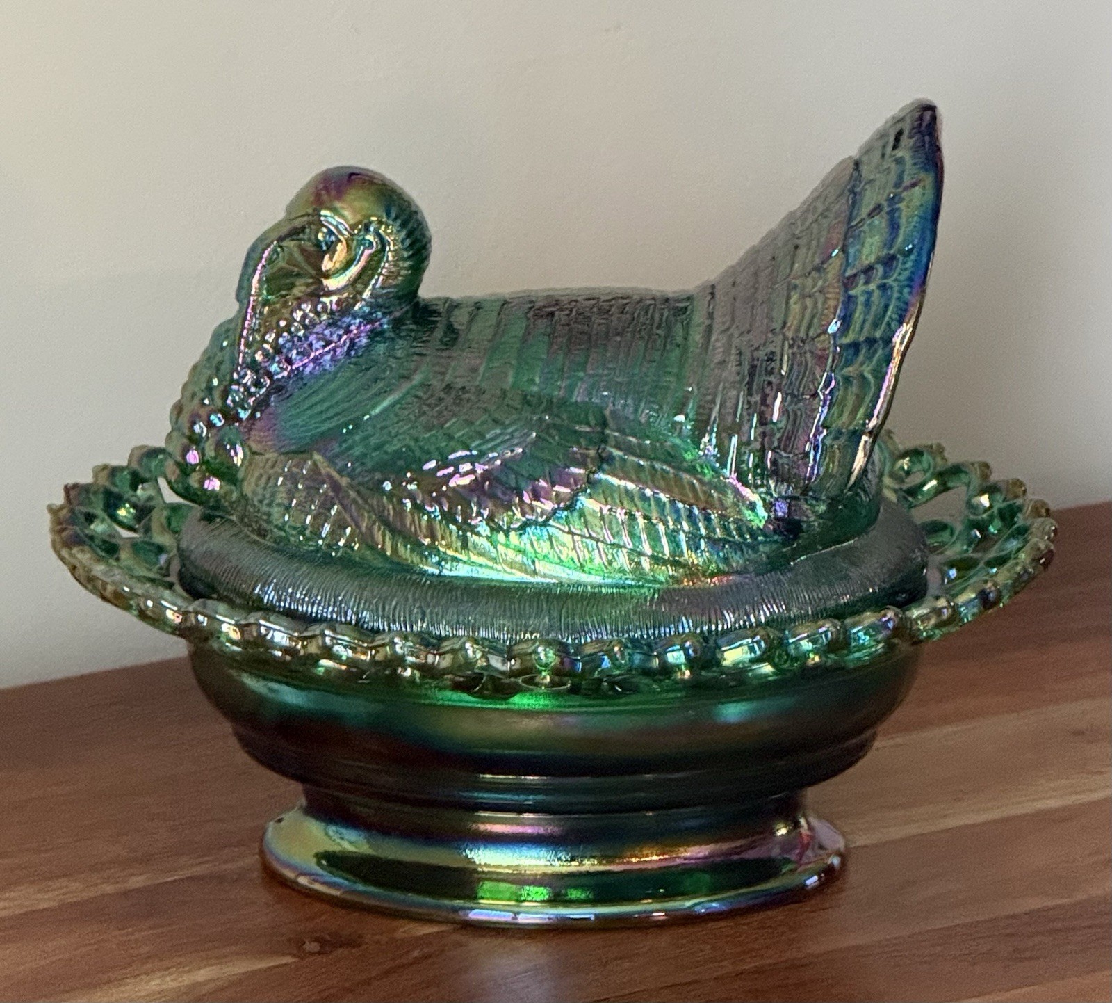 Mosser Glass USA Turkey on Nest HUNTER GREEN CARNIVAL GLASS w/Lace Edge