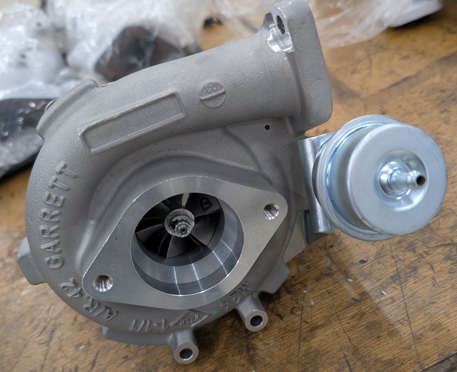 Garrett GT2860R turbo new 707160-5007S Garrett GT2860R turbo new 707160-5007S