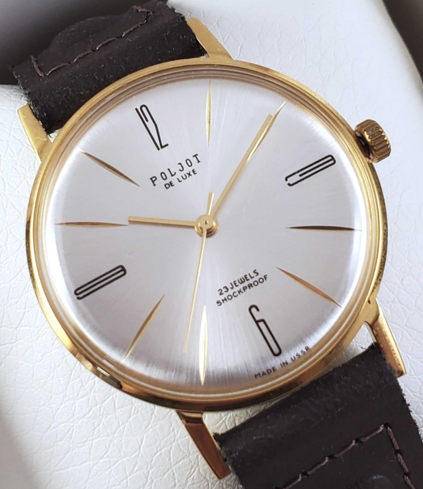 Vintage Poljot De Luxe 23 Jewels USSR 2209 Serviced Ultra Slim Mechanical Watch Vintage Poljot De Luxe 23 Jewels USSR 2209 Serviced Ultra Slim Mechanical Watch