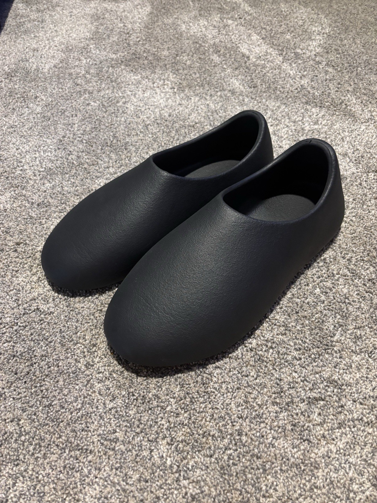 YZY SL-01 Size 10 (No bag) YZY SL-01 Size 10 (No bag)