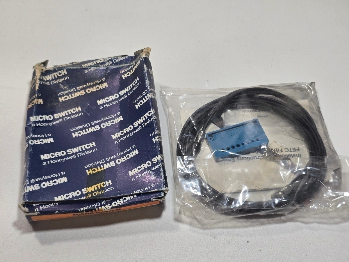 Honeywell Micro Switch FEF-PAD6-ML2 Fiber Optic Cable Assembly FE PA F1 Honeywell Micro Switch FEF-PAD6-ML2 Fiber Optic Cable Assembly FE PA F1