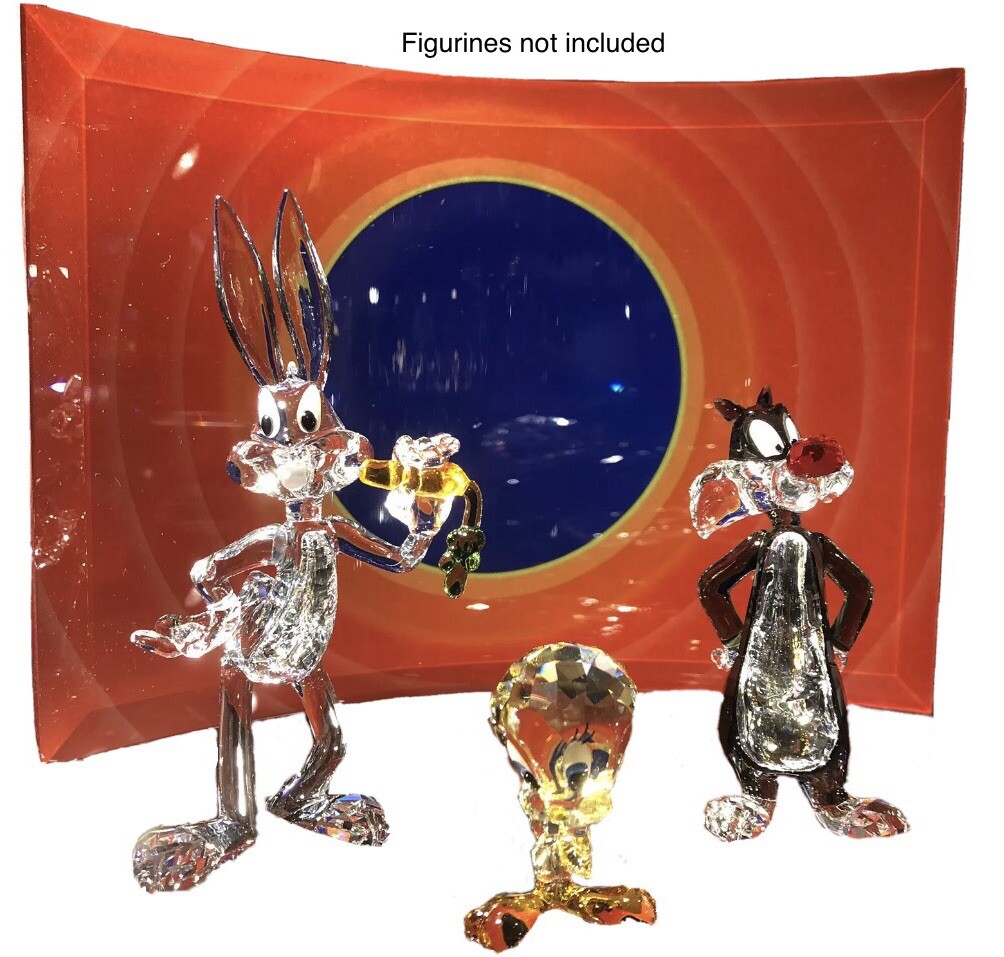 Swarovski Style Looney Tunes  Crystal Display Read Description