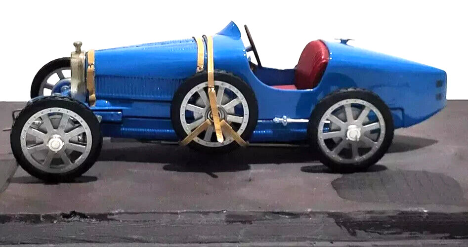 1:20 Rare Model Bugatti Type 35 Race Car Pro Assembled W Diorama Display Revival 1:20 Rare Model Bugatti Type 35 Race Car Pro Assembled W Diorama Display Revival