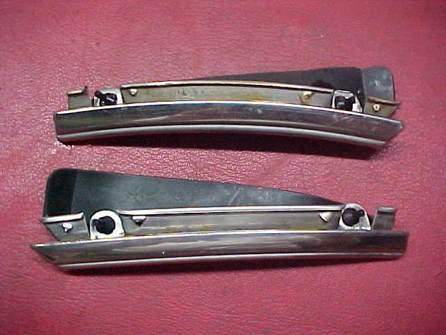 NICE ORIGINAL GM 68-72 CHEVELLE SS MALIBU EL CAMINO MONTE CARLO FENDER MOLDINGS