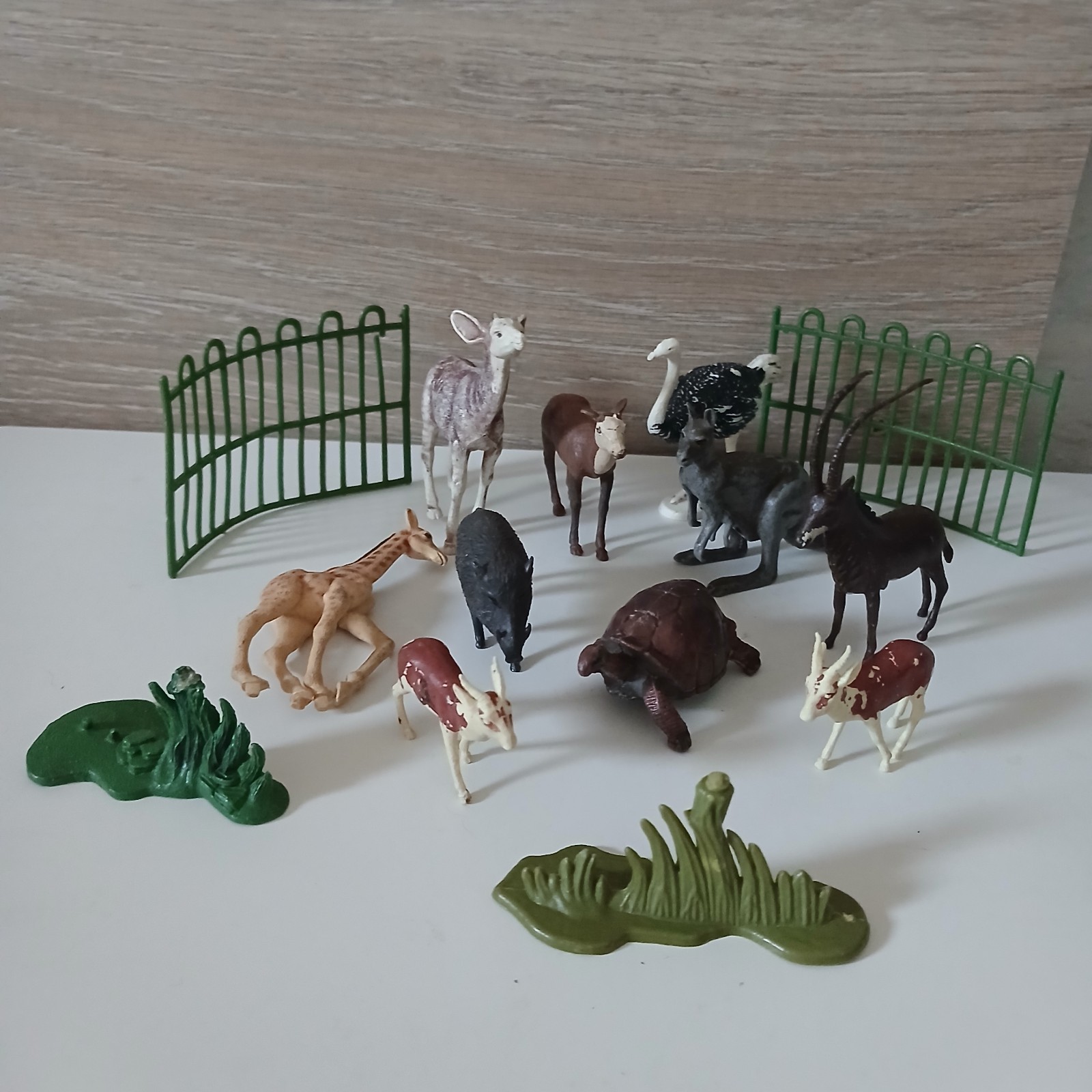 Vintage Britains Ltd England Zoo Animals Bundle Fencing Scenery & Figures Vintage Britains Ltd England Zoo Animals Bundle Fencing Scenery & Figures