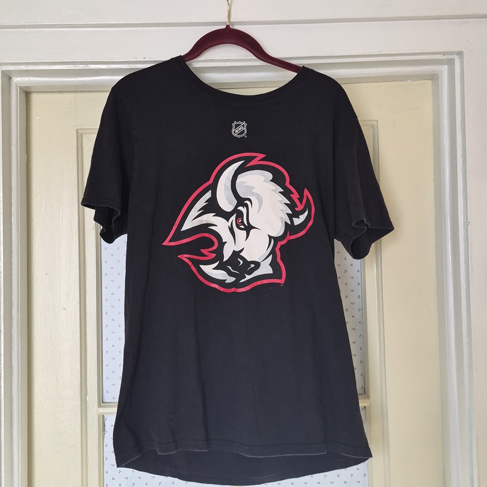 Fanatics Buffalo Sabres Alex Tuch Shirt Mens Medium Black Goathead Logo NHL 89