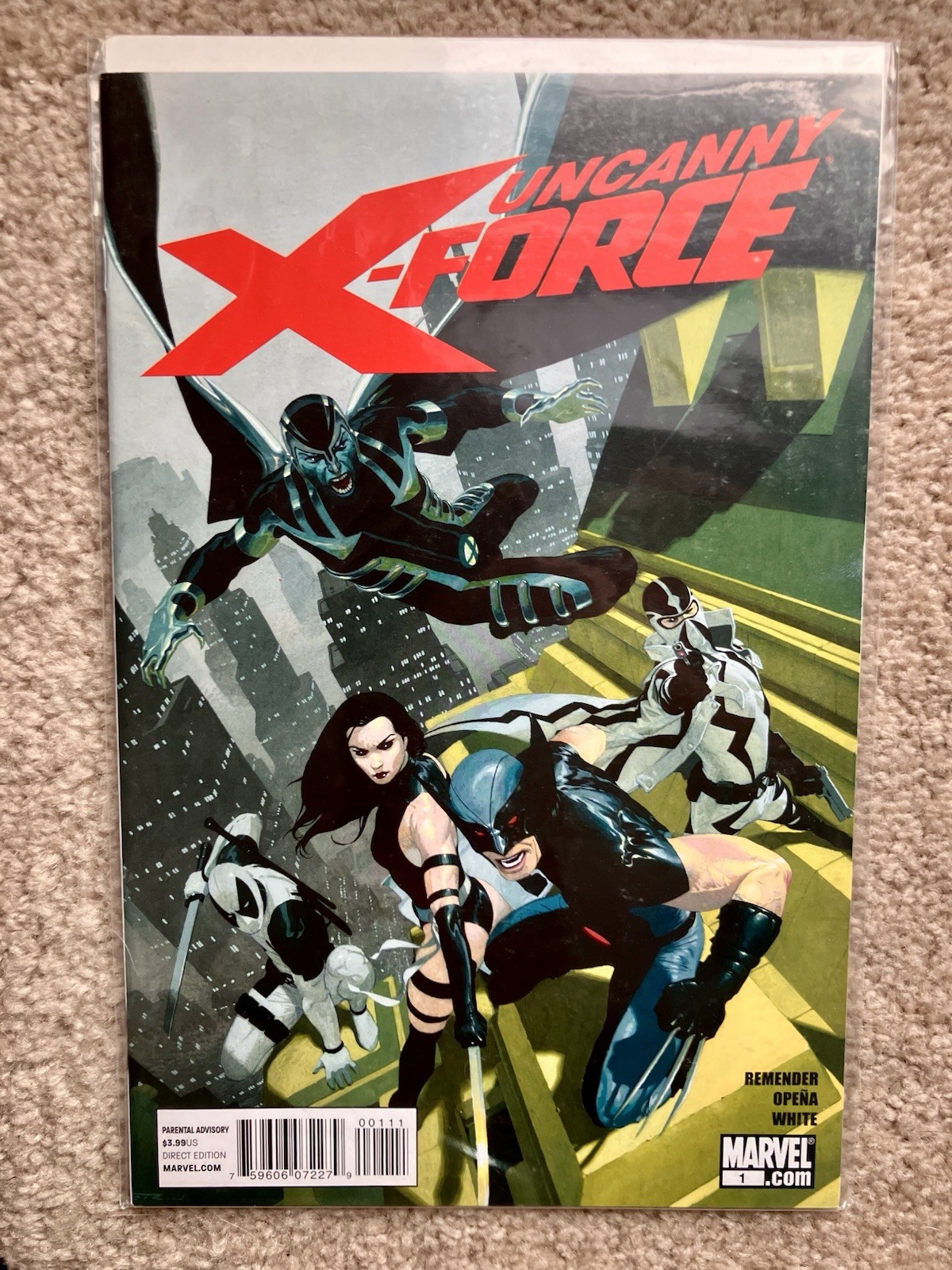 Uncanny X-Force #1 (Marvel Comics 2010) Deadpool, Wolverine, Psylocke Uncanny X-Force #1 (Marvel Comics 2010) Deadpool, Wolverine, Psylocke