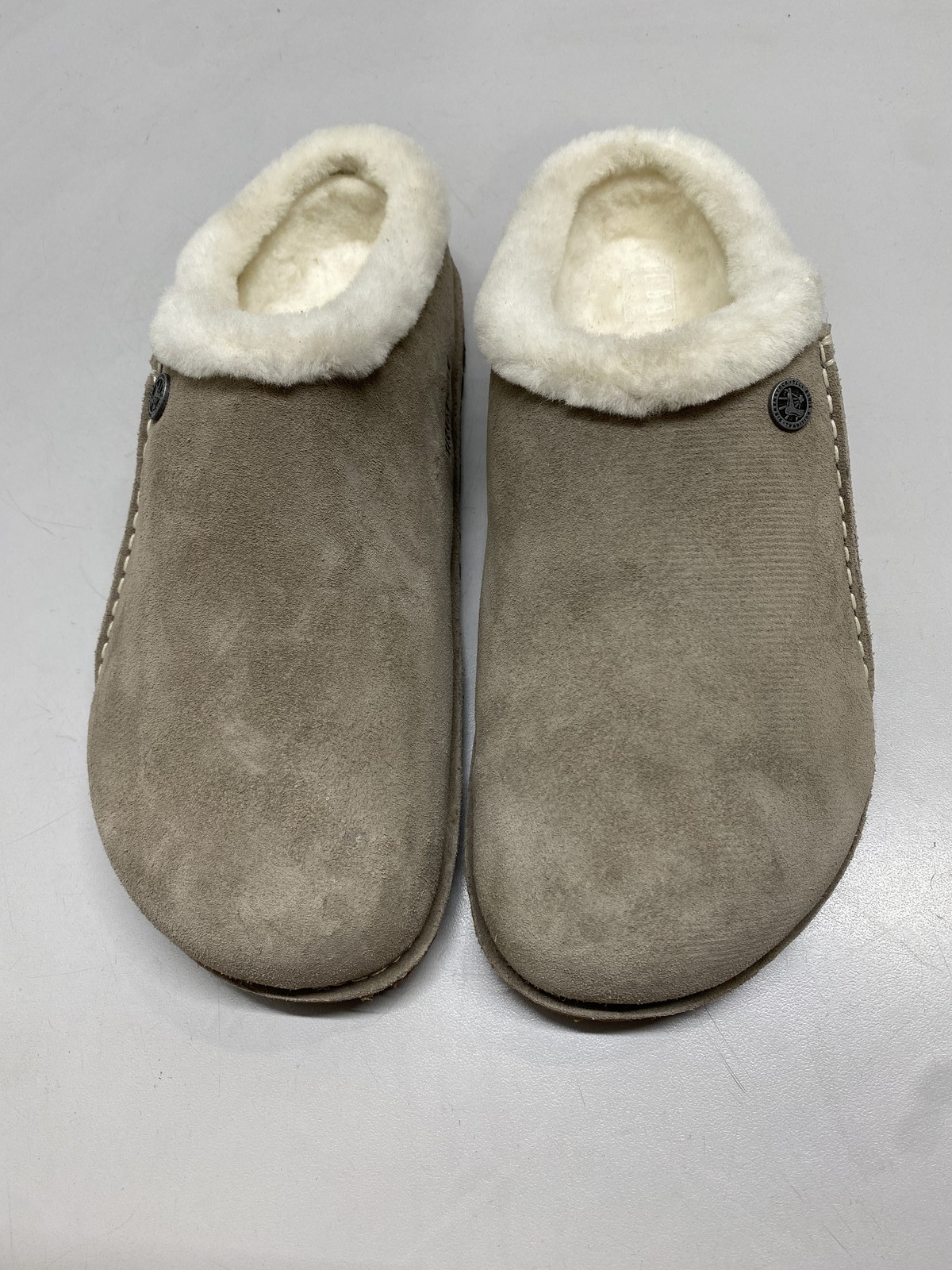 Birkenstock Unisex Zermatt Shearling Lined Suede Clogs Size L 11, M 9 Taupe