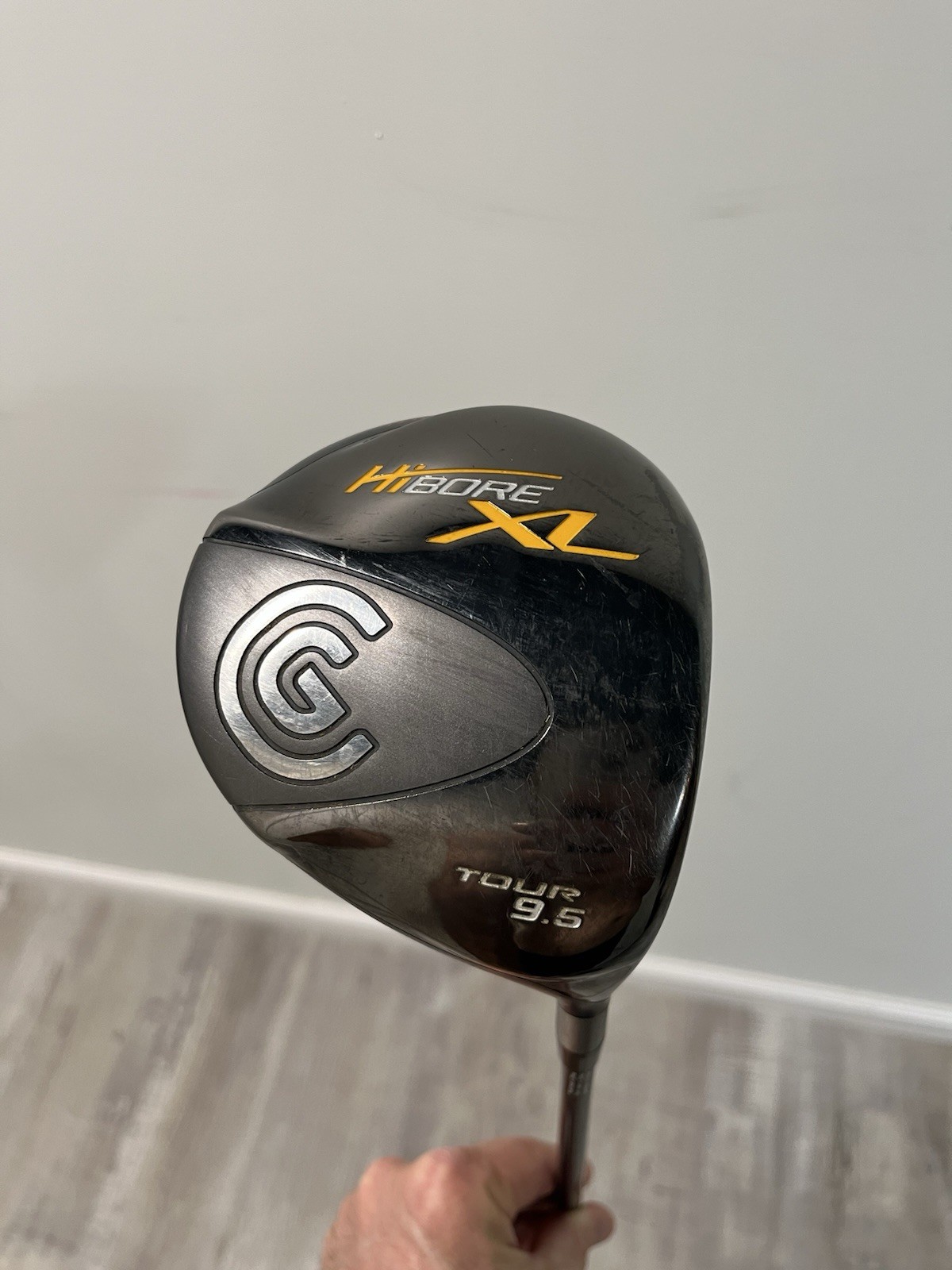 Cleveland HiBore XL Tour 9.5° Driver Fujikura Fit‑On M Gold Stiff Flex RH