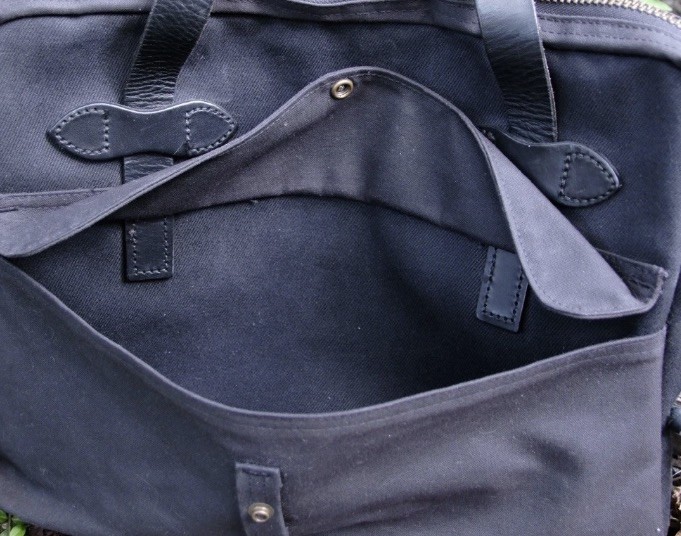 Filson Rugged Twill Tablet Briefcase - Matte Black (Made in USA) - Model 70324 Filson Rugged Twill Tablet Briefcase - Matte Black (Made in USA) - Model 70324
