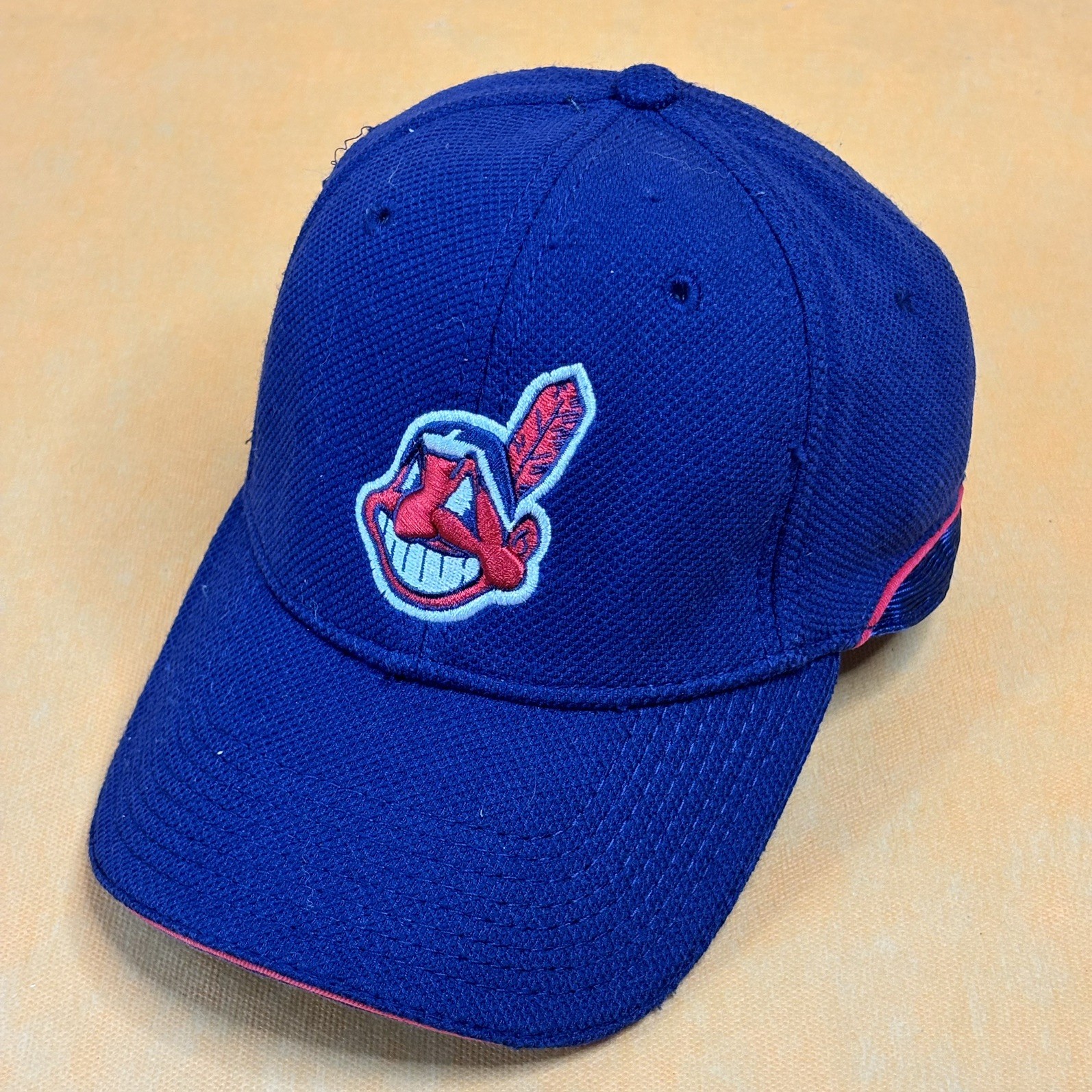 Vintage Mid 2000\'s New Era Cleveland Indians Hat Size M-L New Old Stock