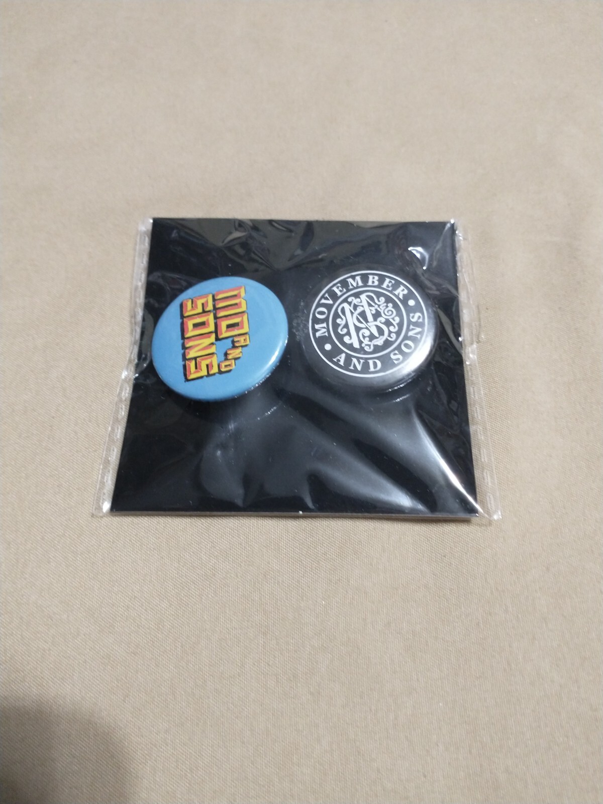 Vintage - Mo and Sons Buttons - *RARE* Vintage - Mo and Sons Buttons - *RARE*
