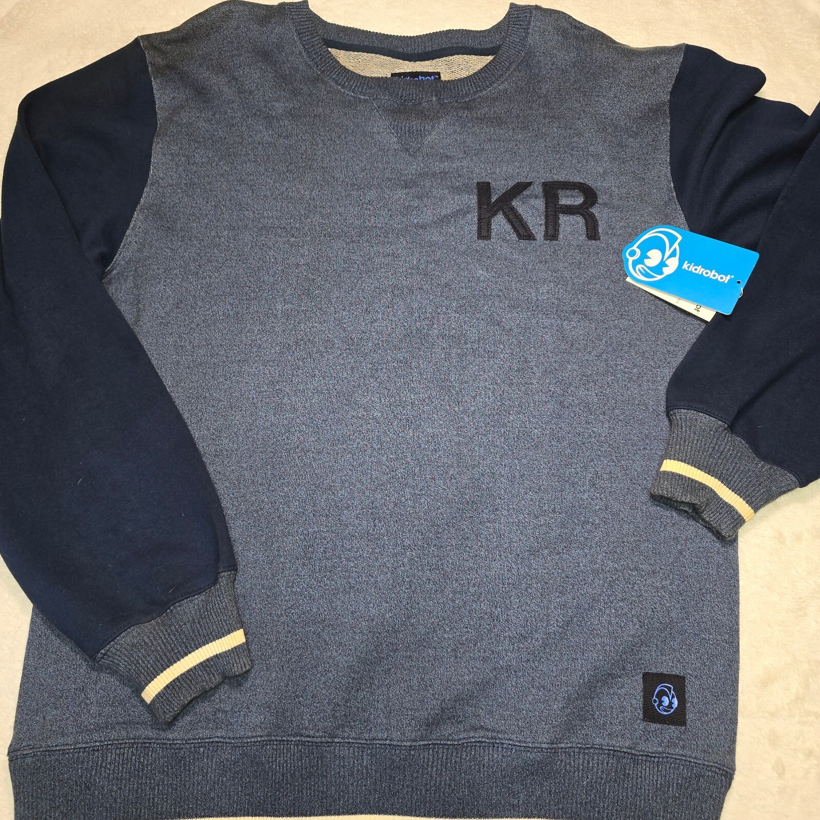 NWT Kidrobot Vintage Crewneck Sweater Navy Blue Gray KR Logo Mens Size XL Rare NWT Kidrobot Vintage Crewneck Sweater Navy Blue Gray KR Logo Mens Size XL Rare