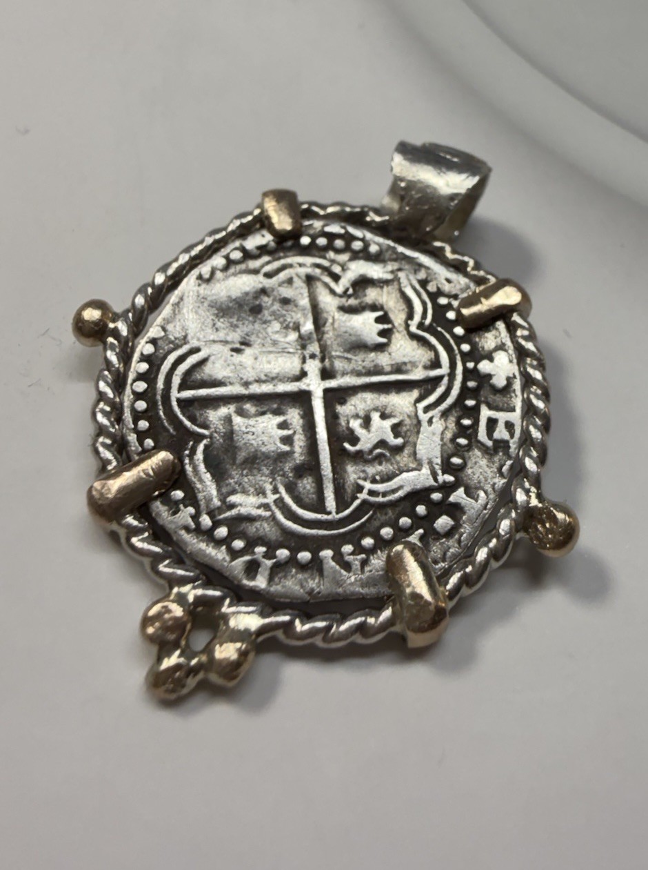 Authentic Spanish-Colonial Shipwreck Era 1-Real  Cob Coin in Gold/Silver Bezel