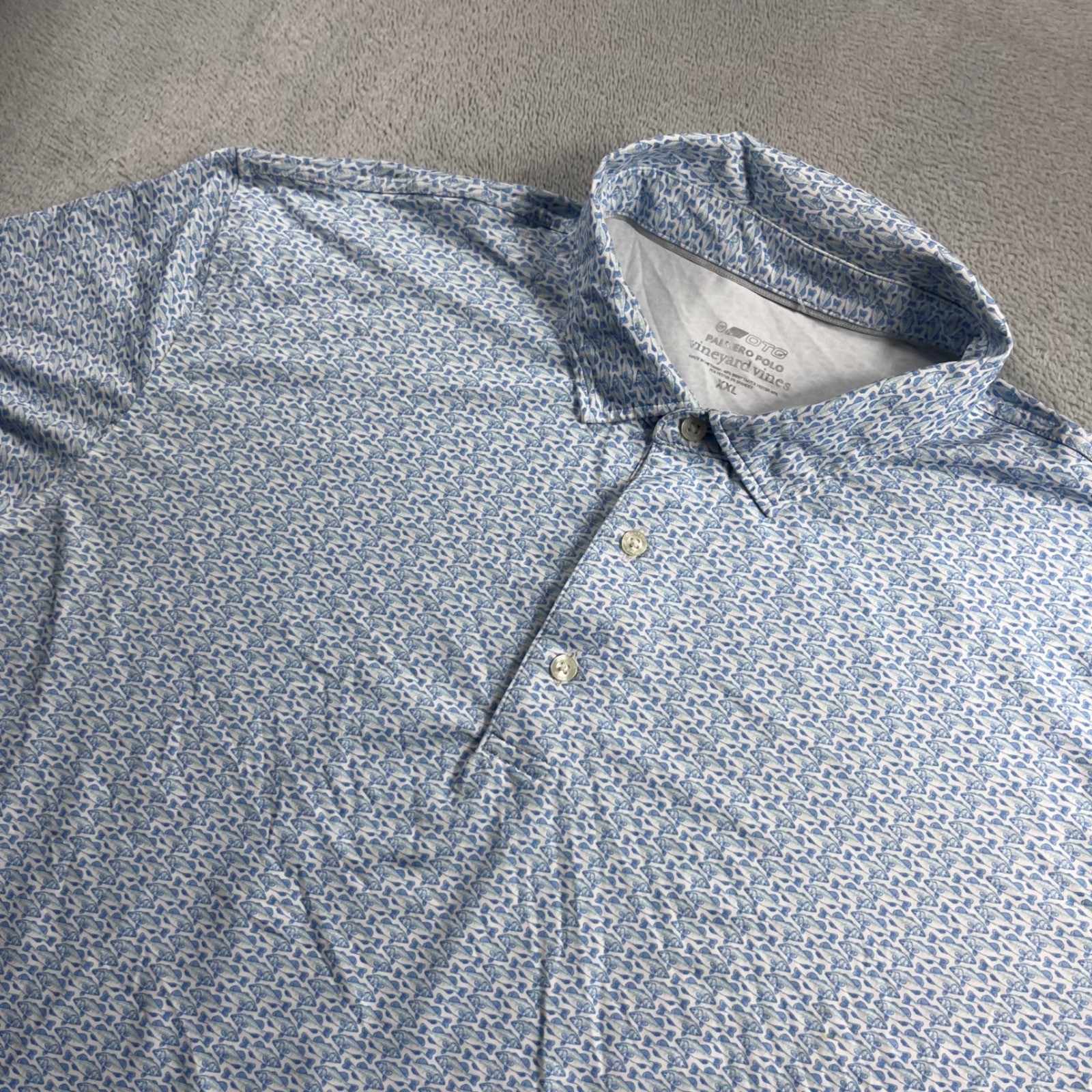 Vineyard Vines Palmero Polo Mens XXL Blue Fish Print OTG Performance Shirt Vineyard Vines Palmero Polo Mens XXL Blue Fish Print OTG Performance Shirt