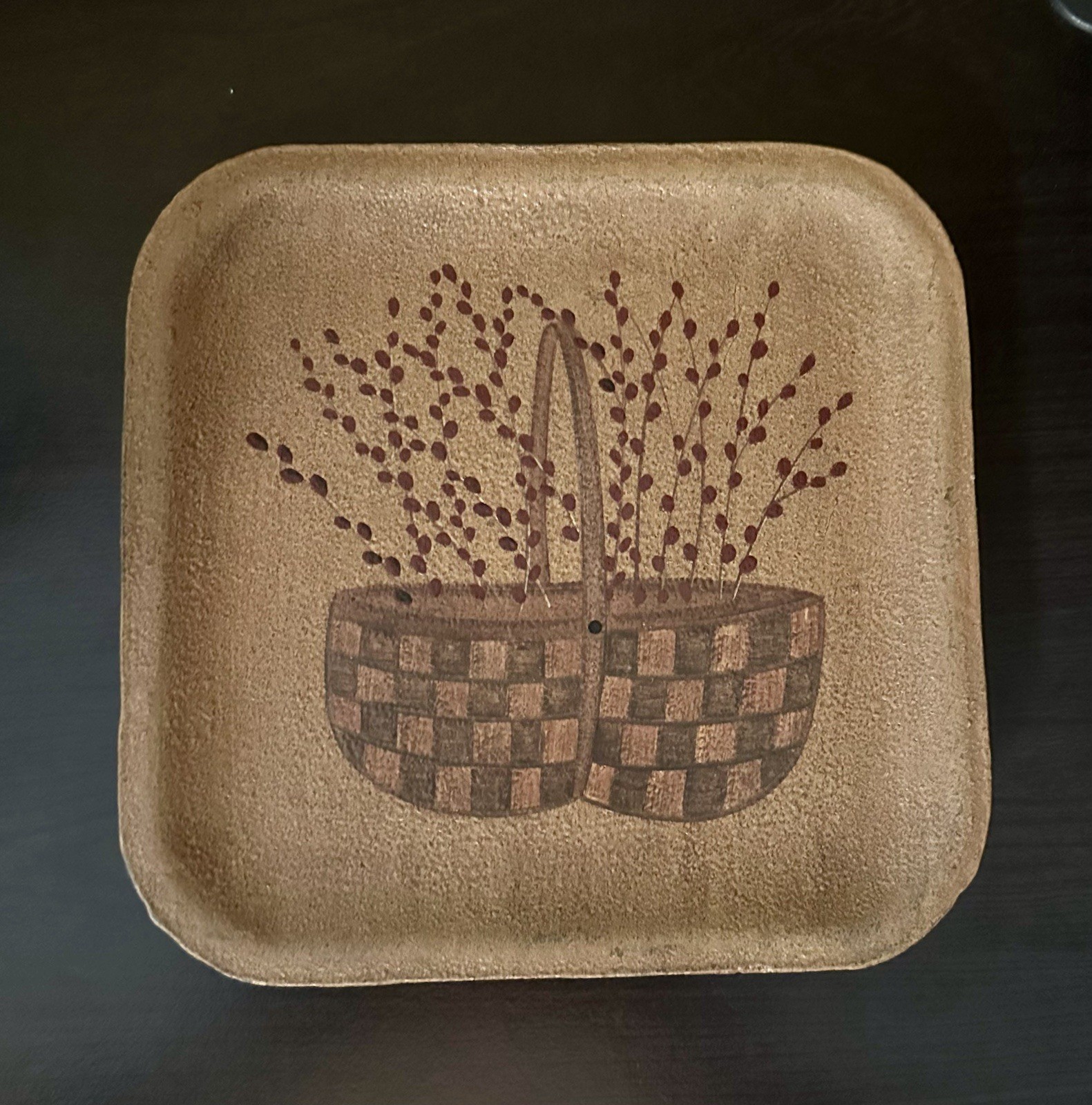 Vintage Hearthside Collection Donna White Primitive Plate Basket Pip Berry 6.75”