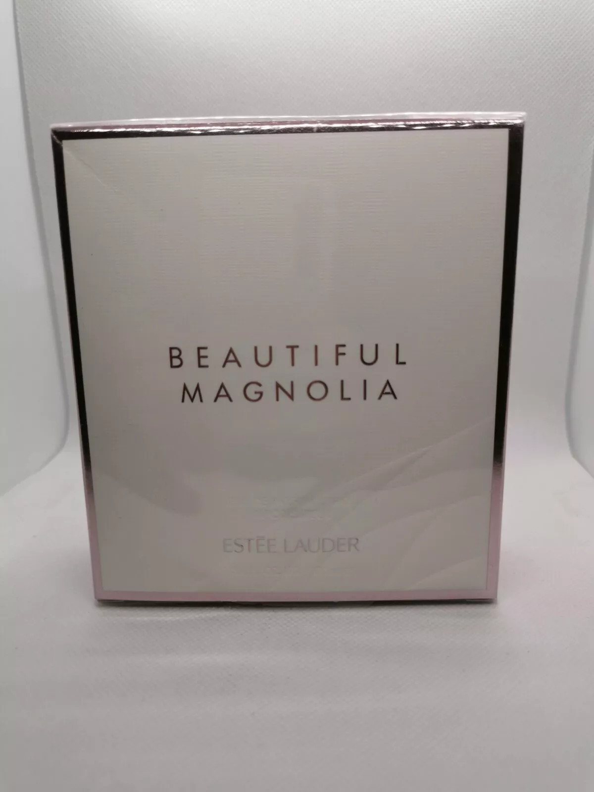 Beautiful Magnolia by Estee Lauder, New in sealed box-Authentic-Pick Size