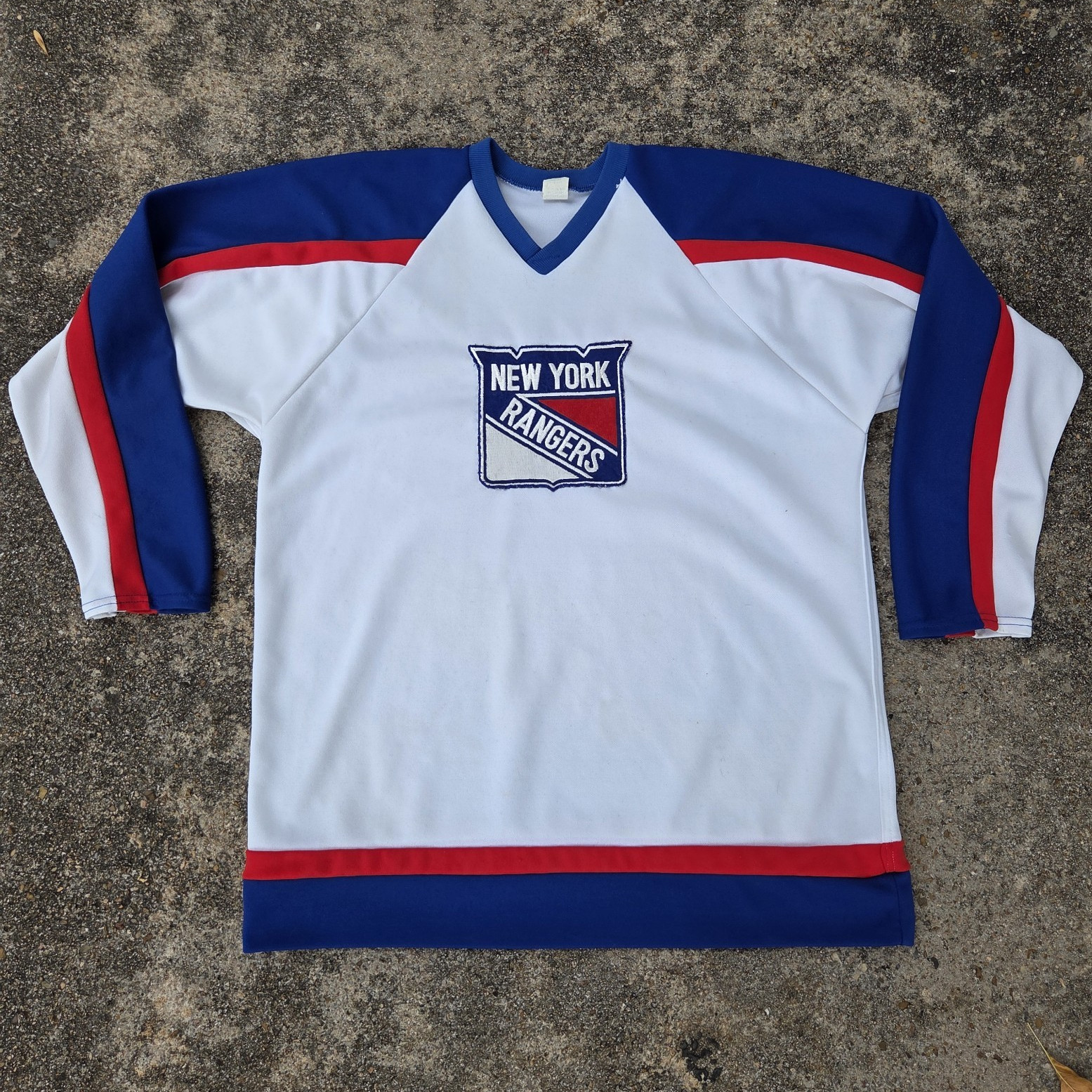 VINTAGE 1976-1978 New York Rangers Shield Jersey #6 Dave Maloney 70s Tag Men L
