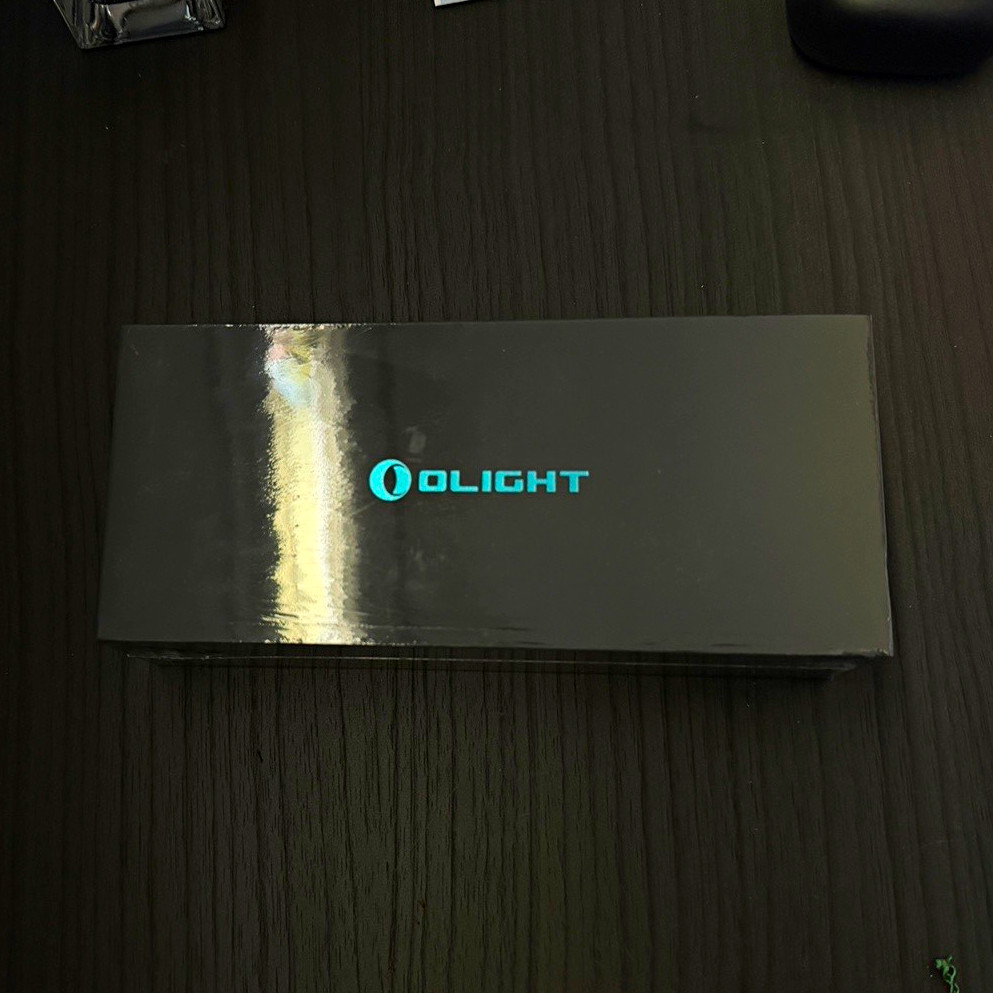 Olight Flashlight Box Black