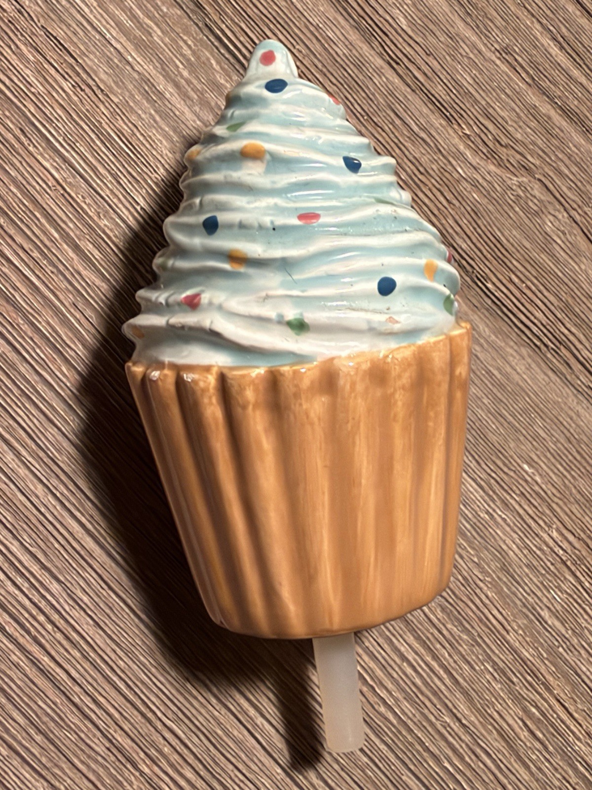 Nora Fleming A62 Confetti Cupcake Mini Retired Rare Blue Sprinkles Birthday HTF