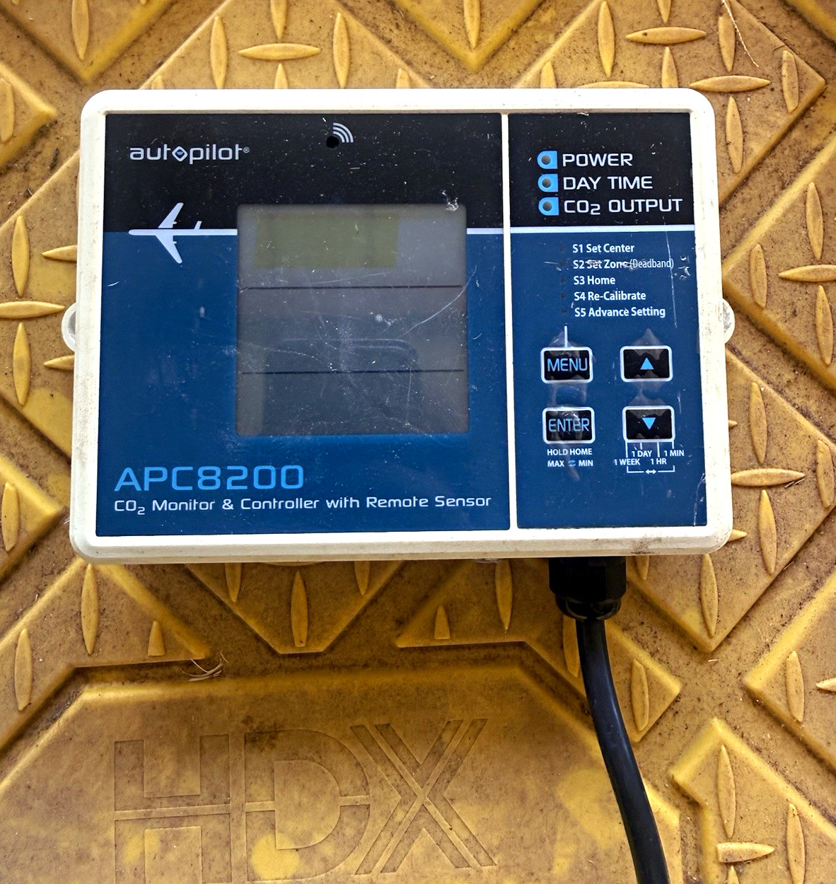 Autopilot APC8200 CO2 Controller Whole Room Digital Display w/ Remote Sensor Autopilot APC8200 CO2 Controller Whole Room Digital Display w/ Remote Sensor
