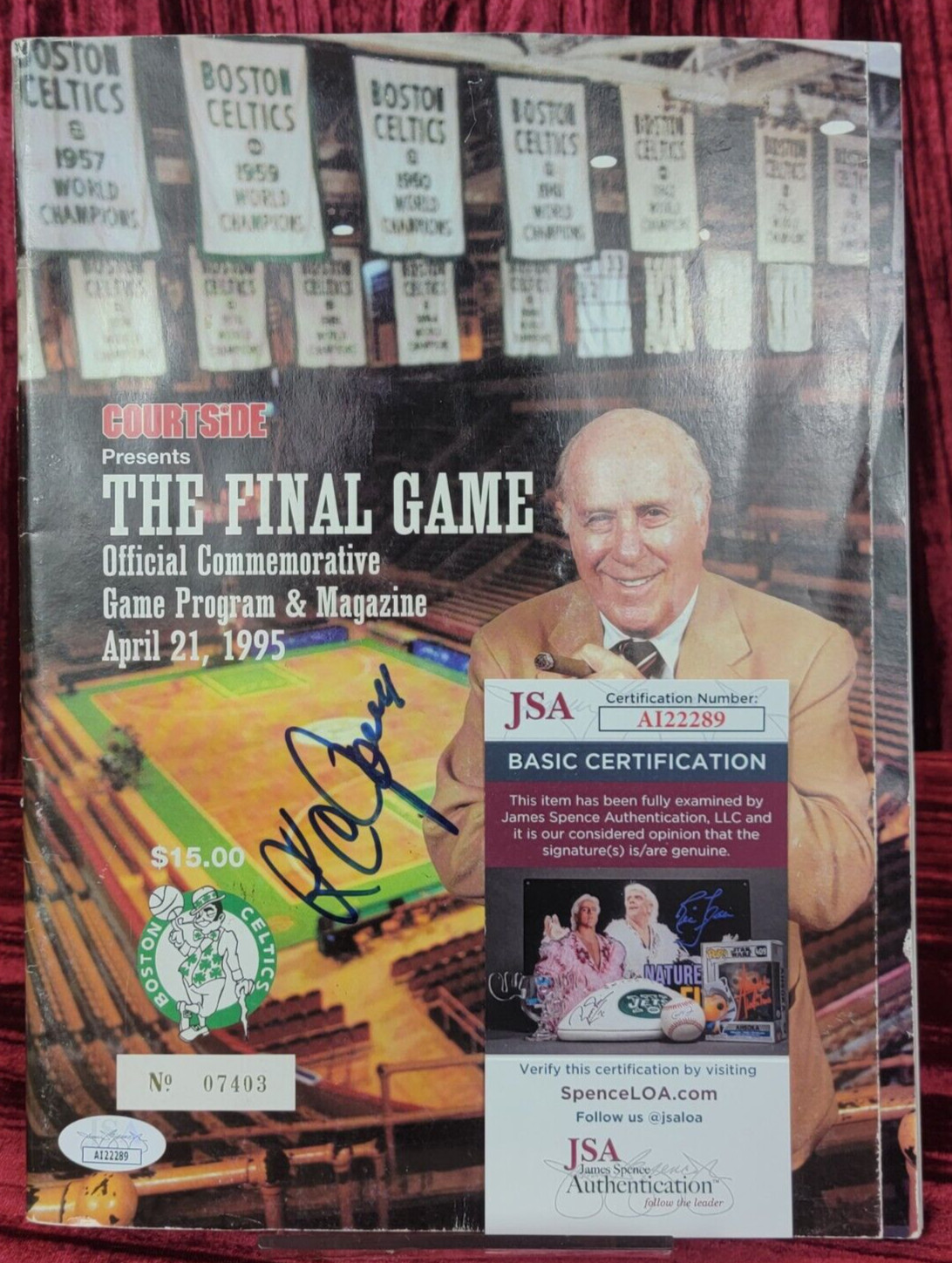 KC JONES JSA COA AUTOGRAPHED SIGNED AUTO USED COURTSIDE MAGAZINE W/ RED ON COVER