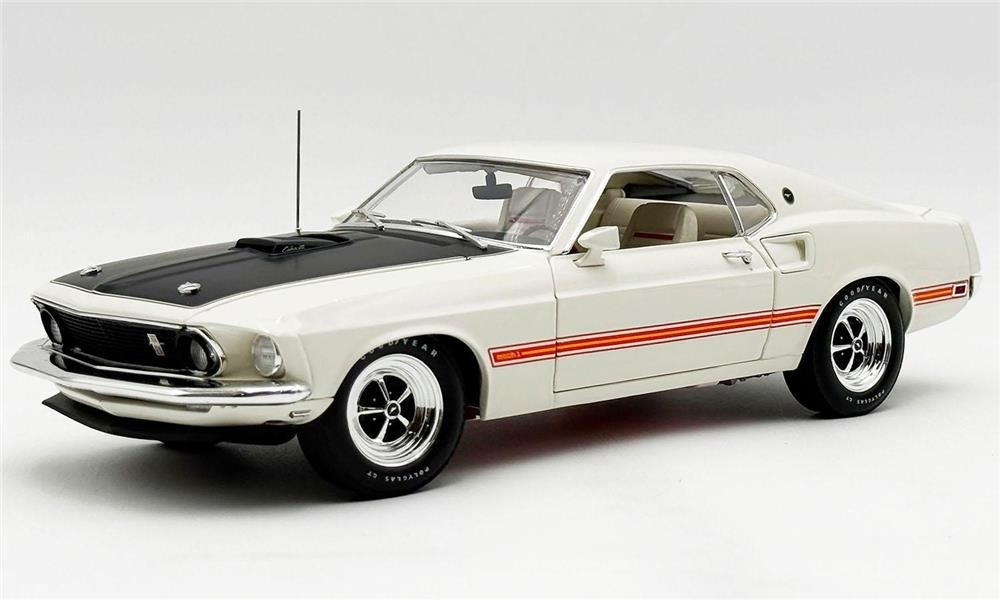 ACME 1969 Ford Mustang 428 Cobra Jet White 1:18 Scale Diecast Model A1801896