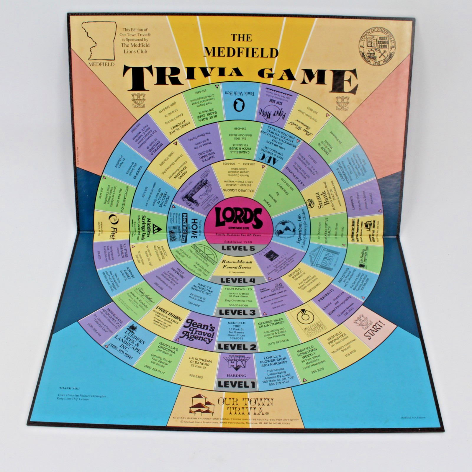 The Medfield Our Town Trivia Board Game Medfield MA  VINTAGE  VTG RARE