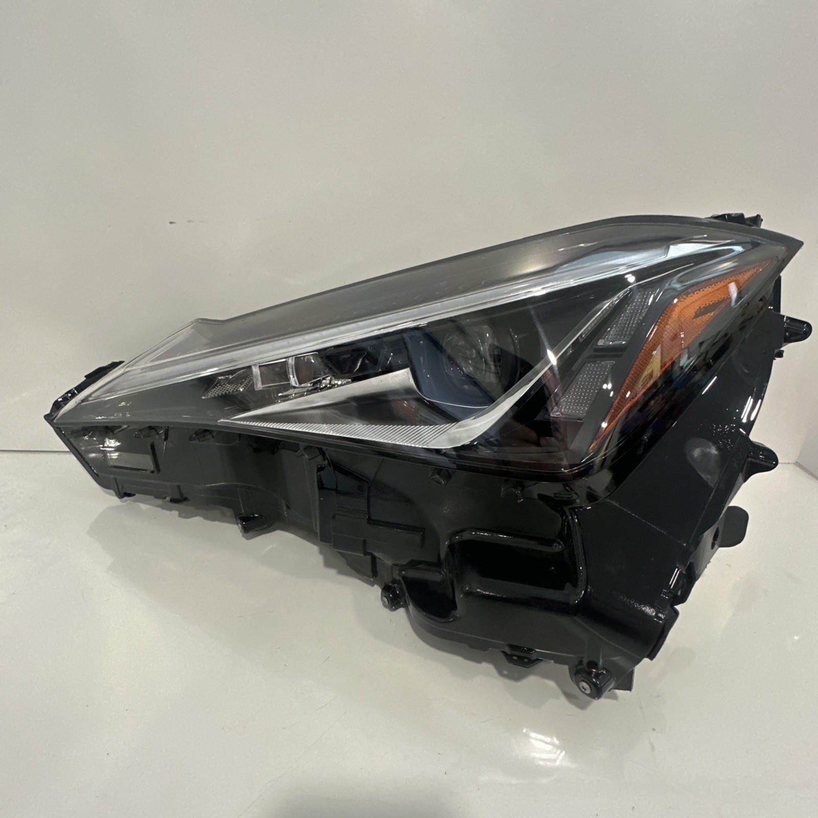 Fits 2019 - 2022 Lexus UX200 UX250h Driver Left Single Beam LED Headlight DEPO Fits 2019 - 2022 Lexus UX200 UX250h Driver Left Single Beam LED Headlight DEPO