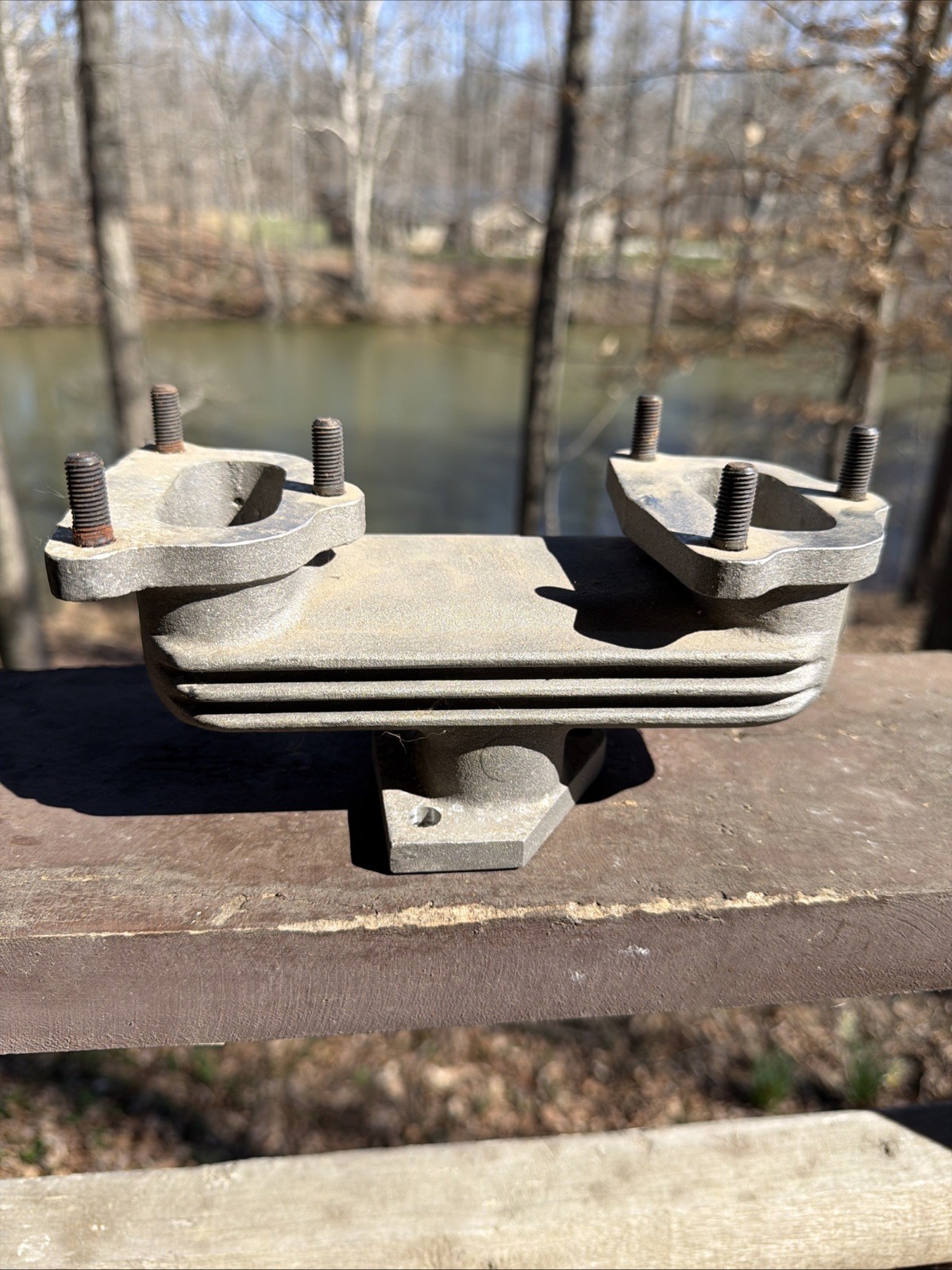 Cast Aluminum Carburetor Adapter Intake Manifold for Vintage Stromberg Carbs Cast Aluminum Carburetor Adapter Intake Manifold for Vintage Stromberg Carbs