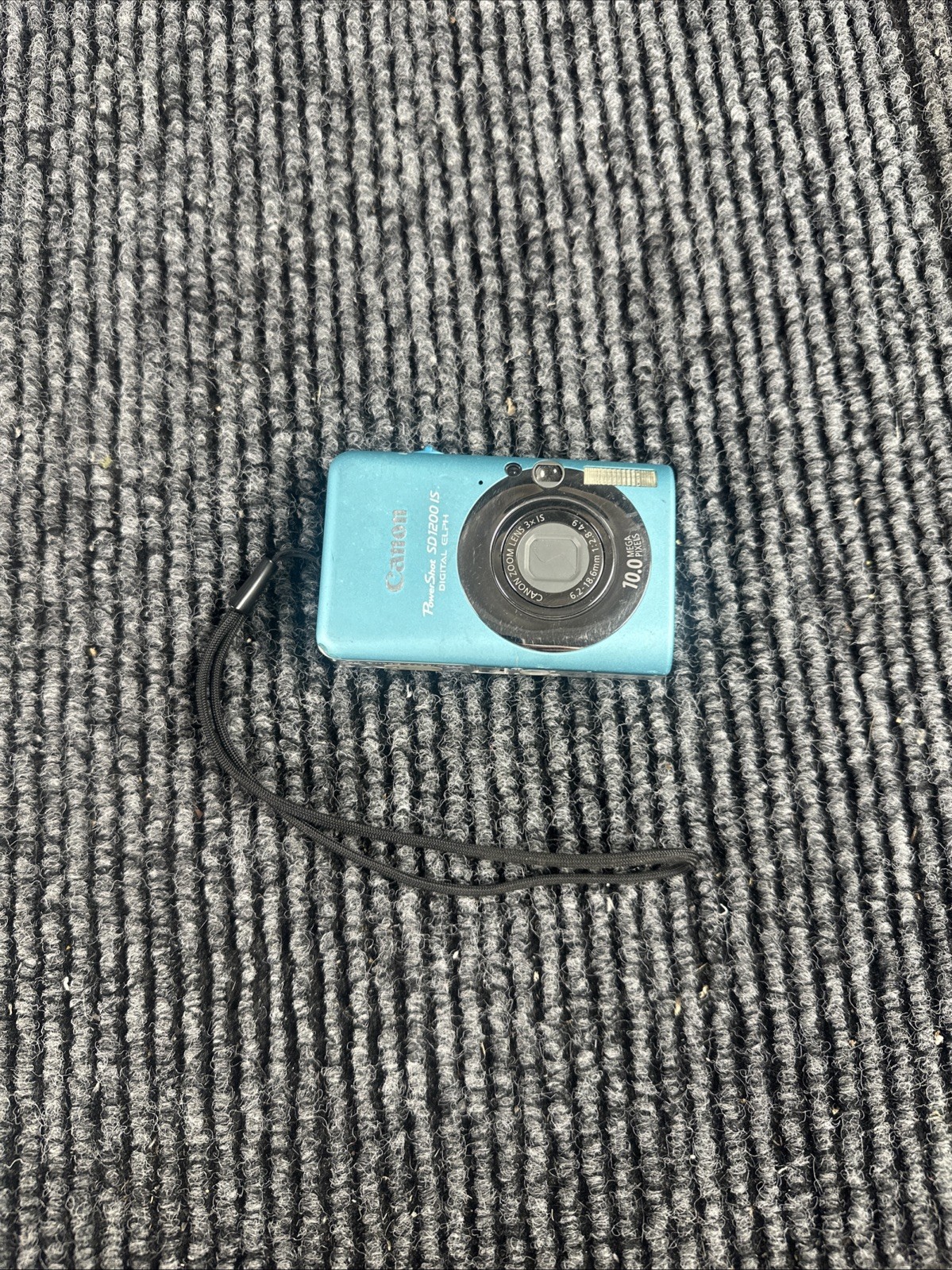 Canon PowerShot ELPH SD1200 IS 10.0MP 3x Optical Zoom Digital Camera Only