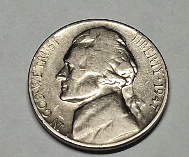 1947 S CIRCULATED JEFFERSON NICKEL Nice Original Coin N594